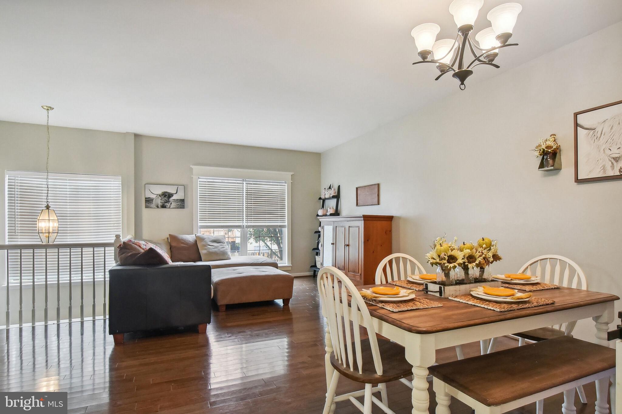 14175 HUNTERS RUN WAY