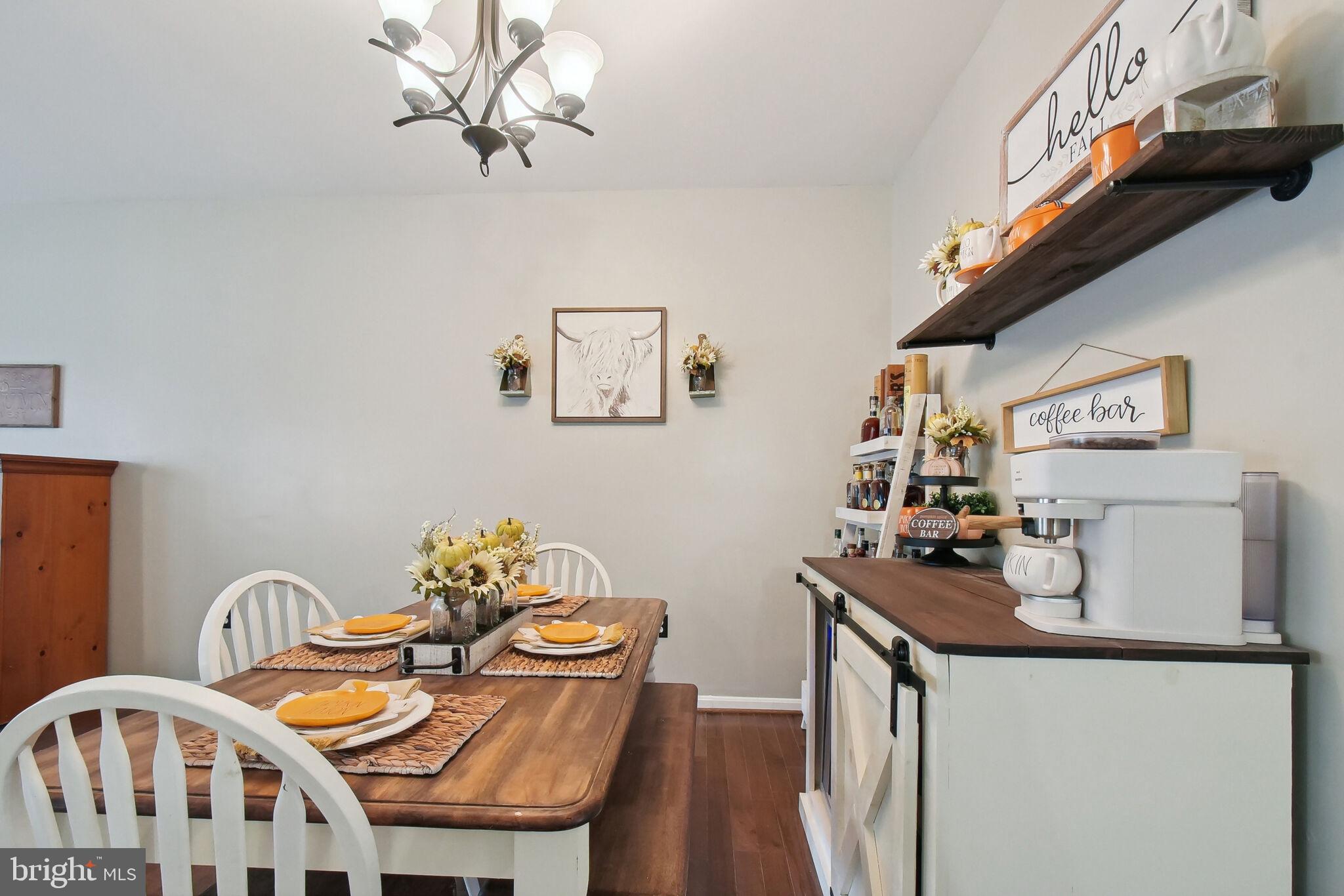 14175 HUNTERS RUN WAY