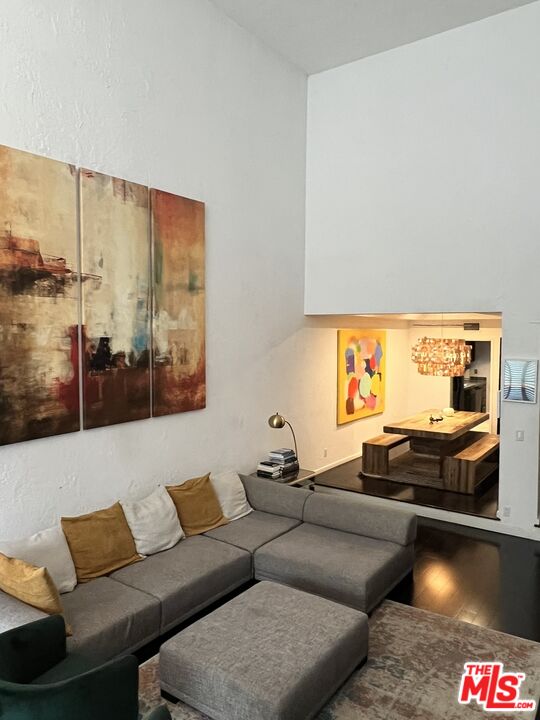 8455 Fountain Ave Unit: 722