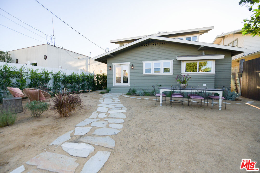 3816 S Harvard Blvd