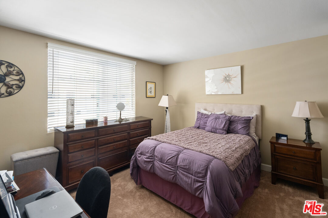 1430 Colby Ave Unit: 102