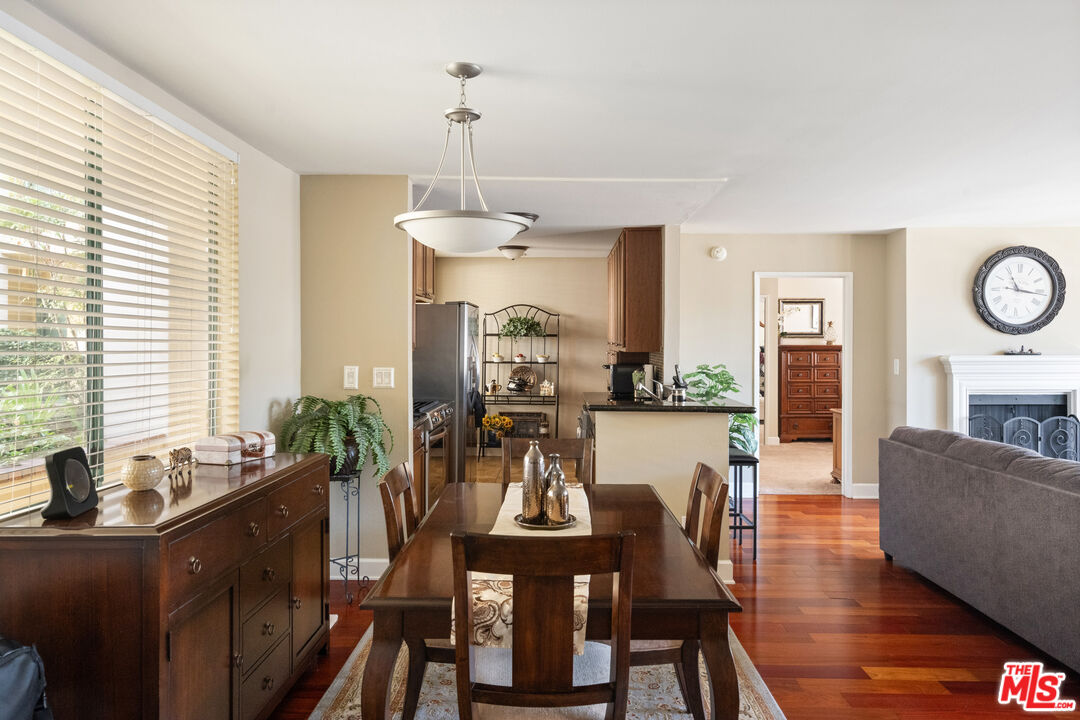 1430 Colby Ave Unit: 102