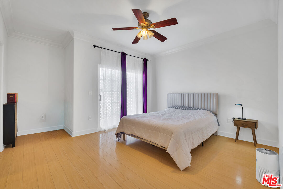 5312 Denny Ave Unit: 7