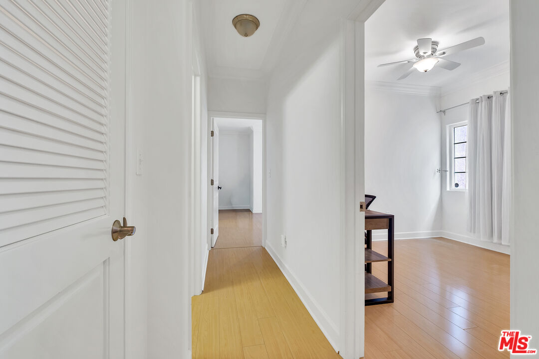 5312 Denny Ave Unit: 7