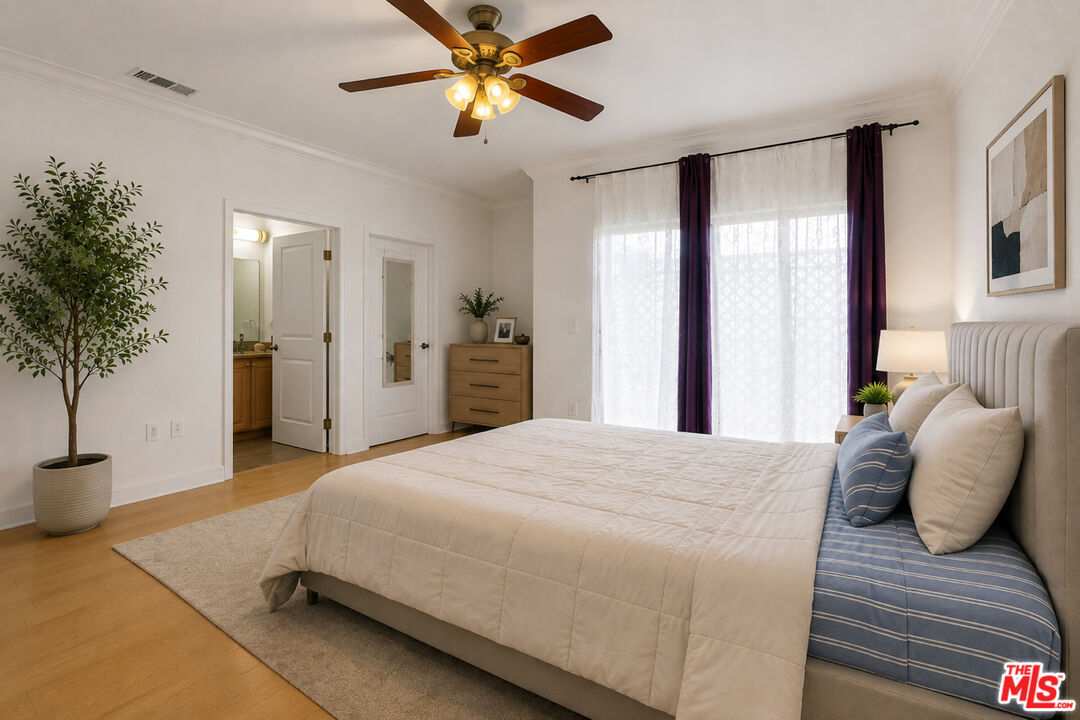5312 Denny Ave Unit: 7