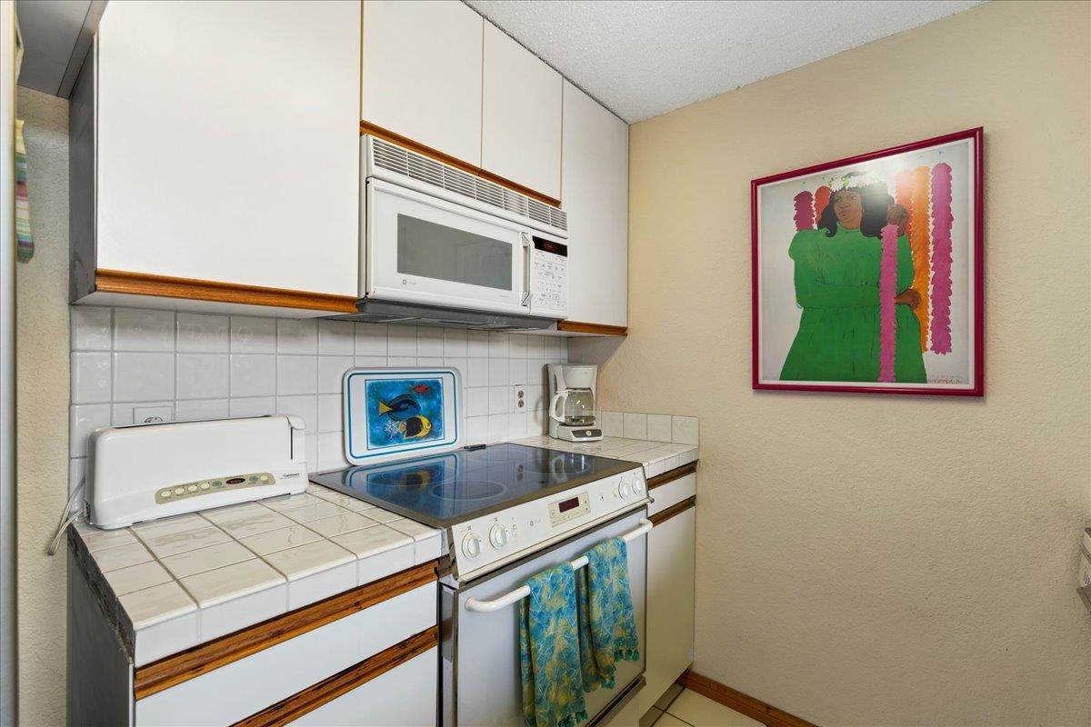 1299 ULUNIU Rd Unit: G-205