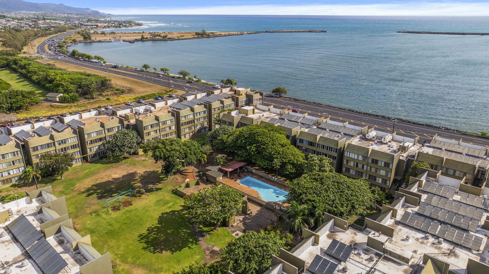 111 KAHULUI BEACH Rd Unit: D-402