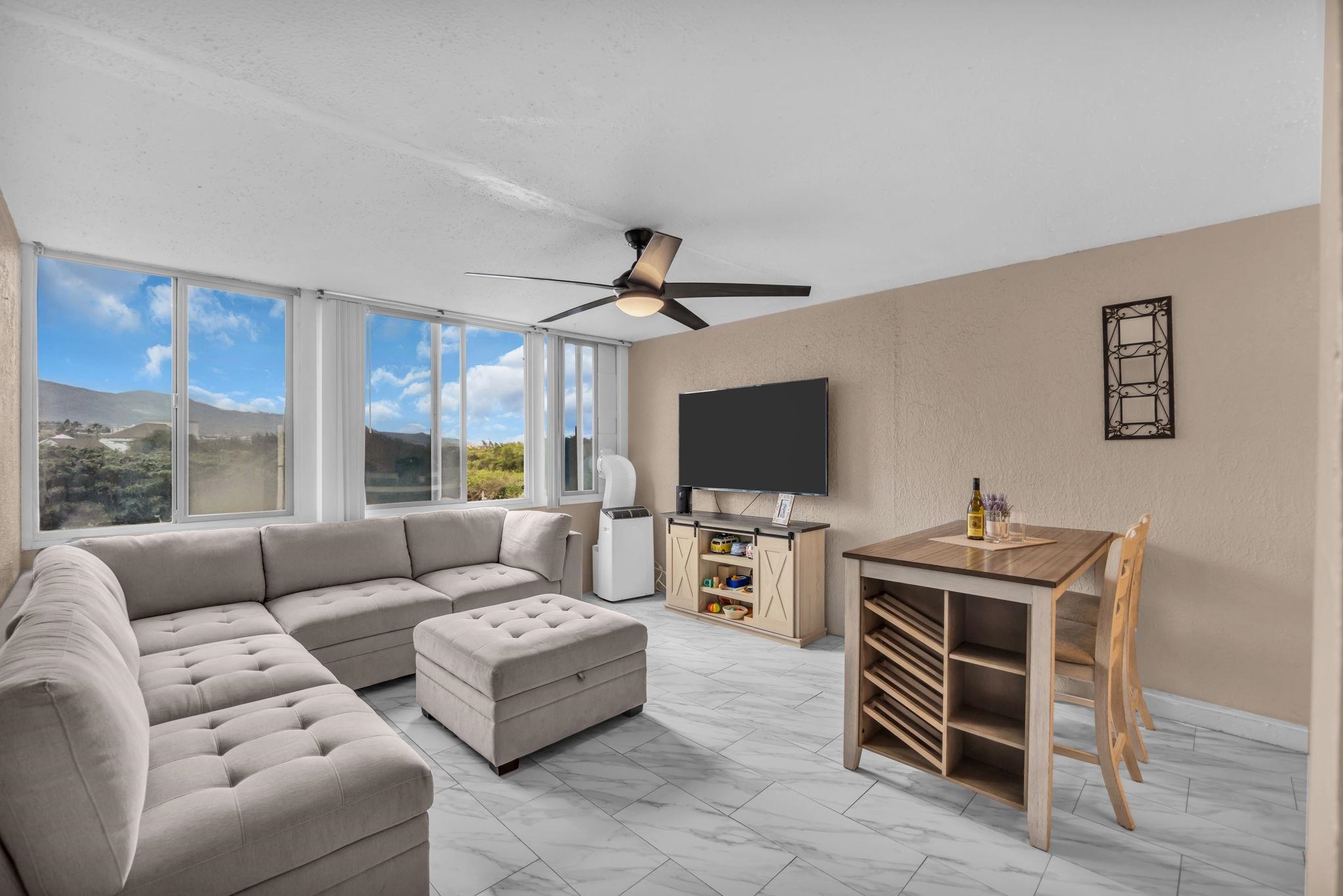 111 KAHULUI BEACH Rd Unit: D-402