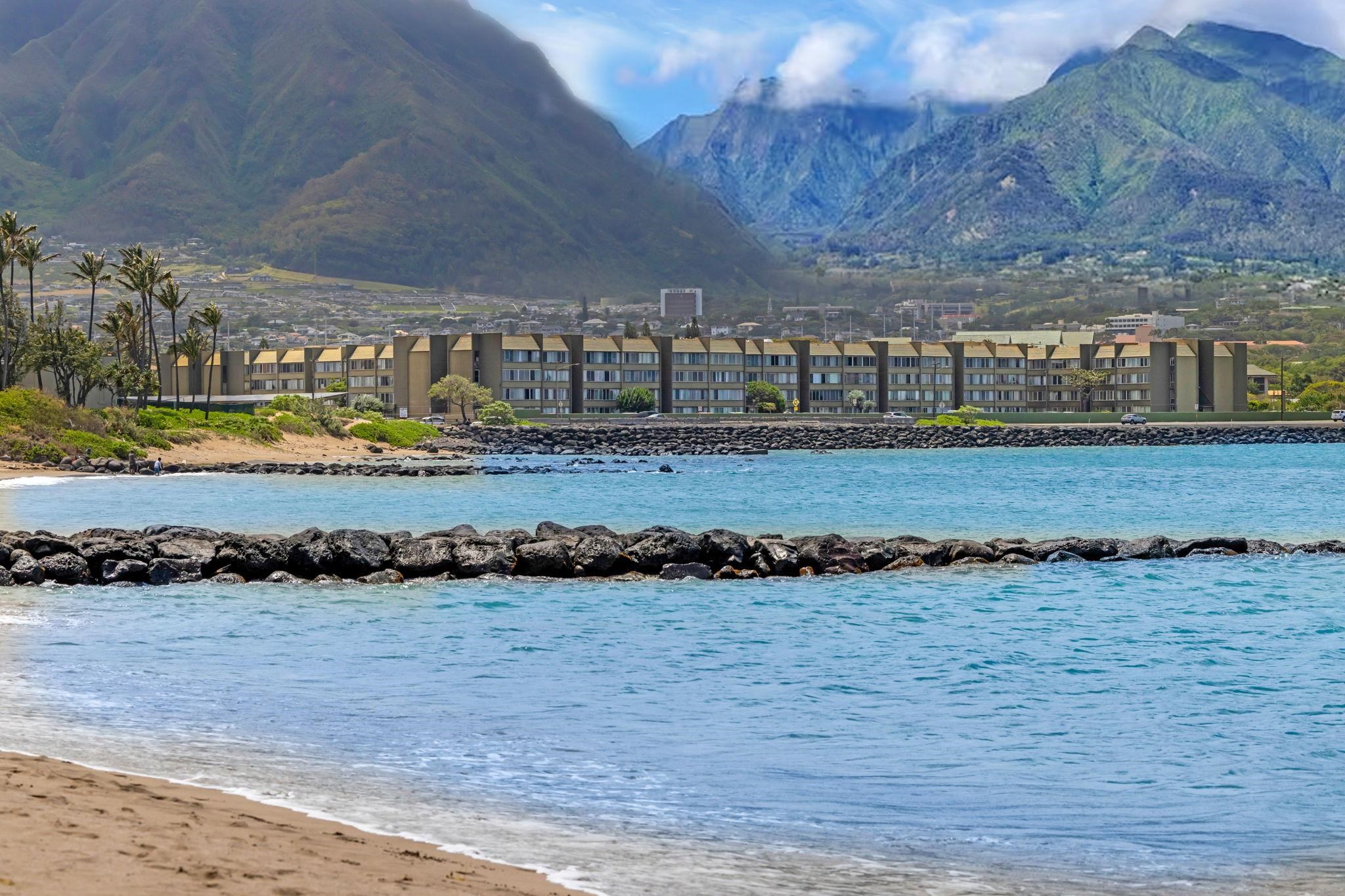 111 KAHULUI BEACH Rd Unit: D-402