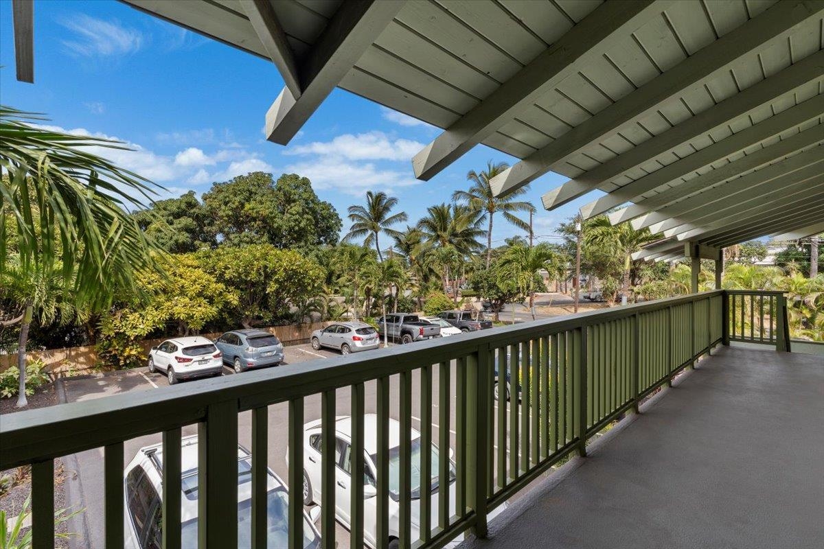 2050 KANOE St Unit: 203