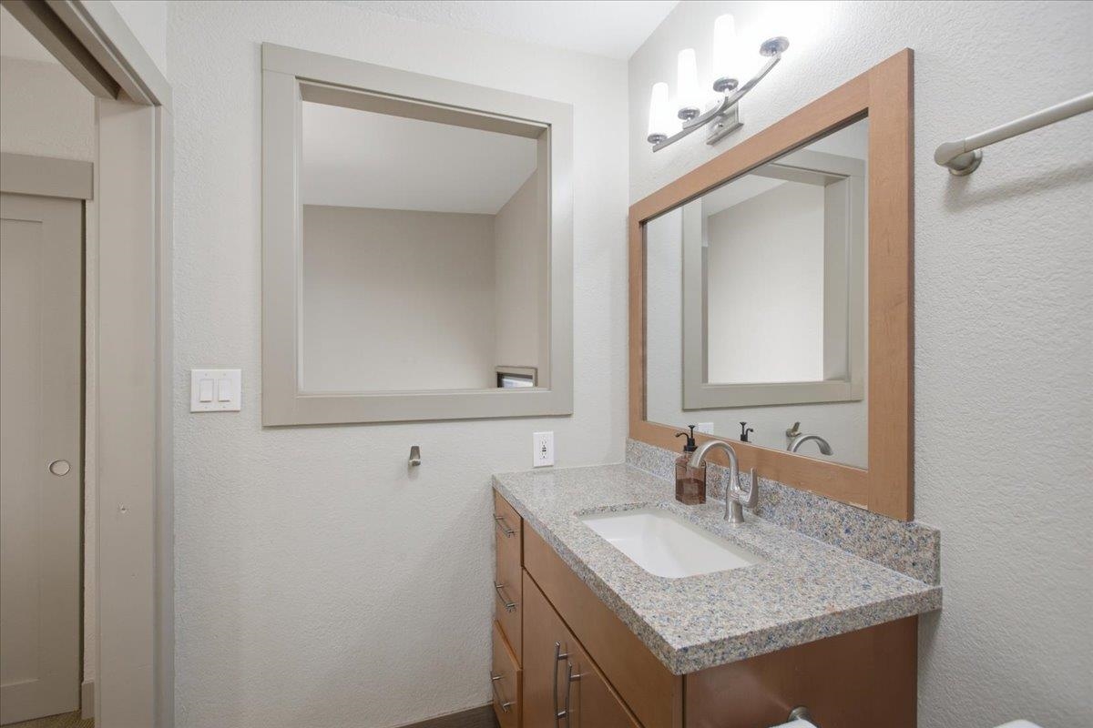 1299 ULUNIU Rd Unit: C-209