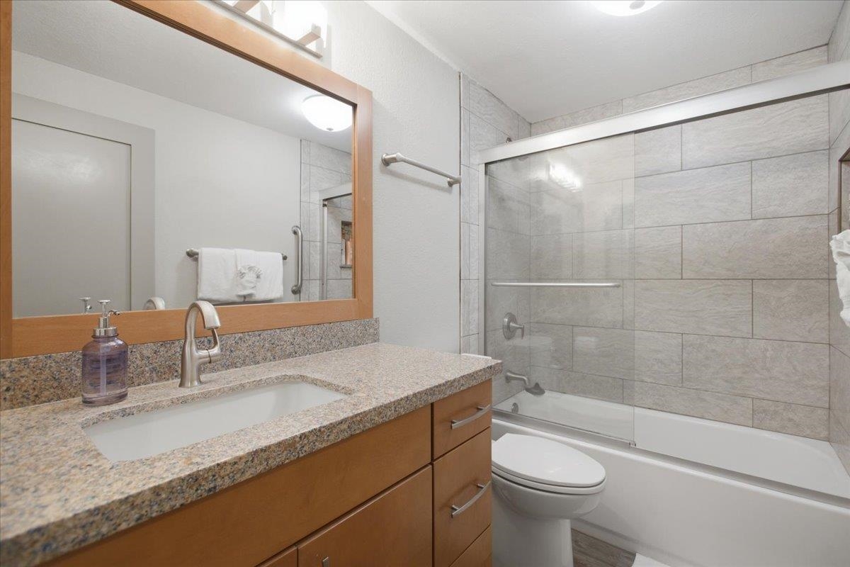 1299 ULUNIU Rd Unit: C-209