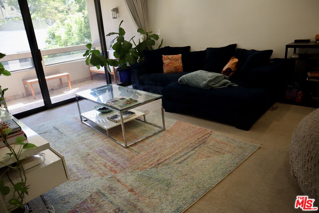 121 S Hope St Unit: 313