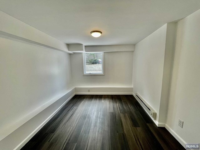 197 Lafayette Place D4