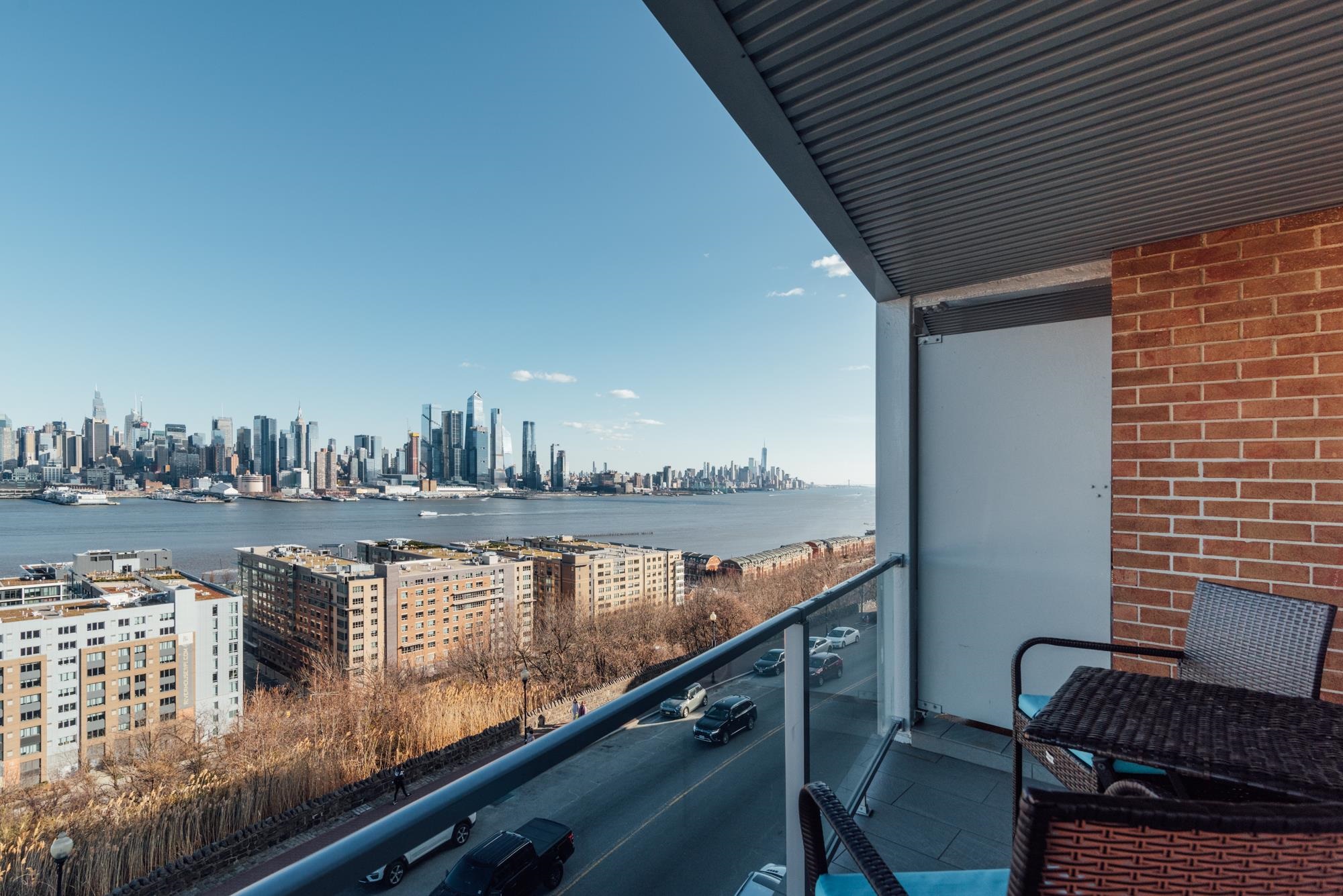 899 BLVD EAST Unit: 4A