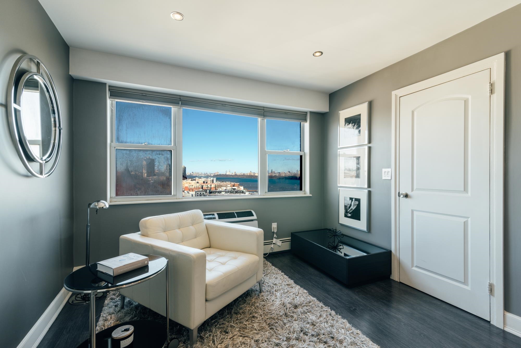 899 BLVD EAST Unit: 4A