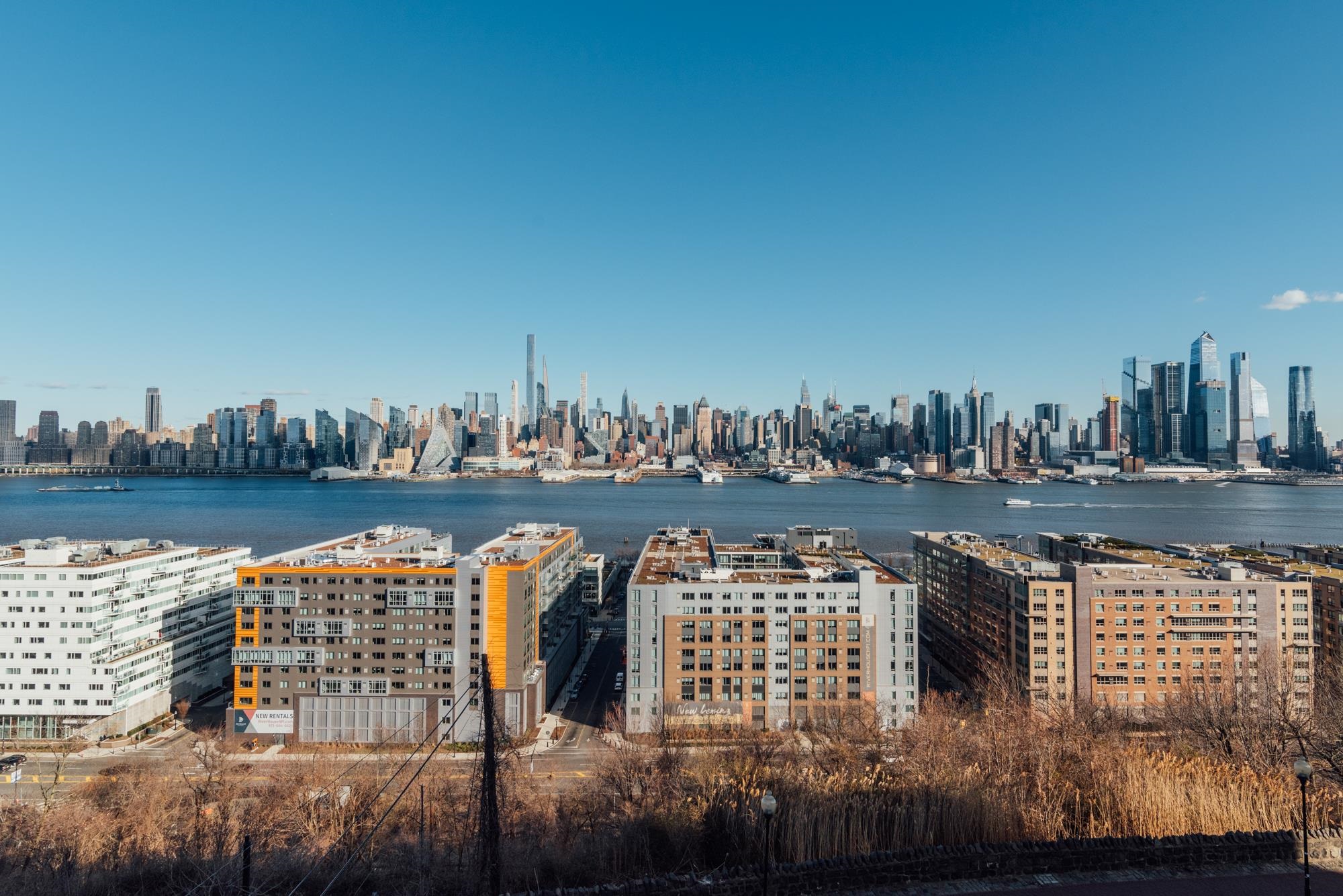 899 BLVD EAST Unit: 4A