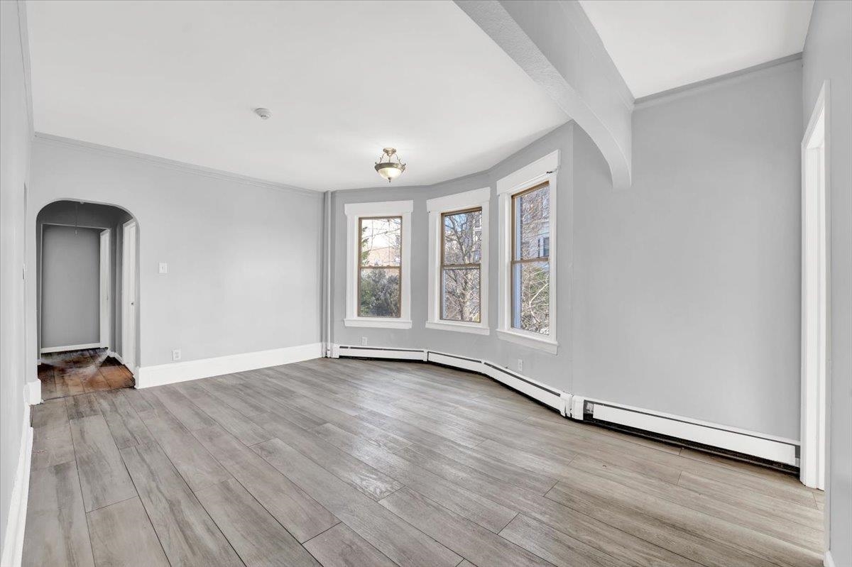 13-15 CLIFTON PL