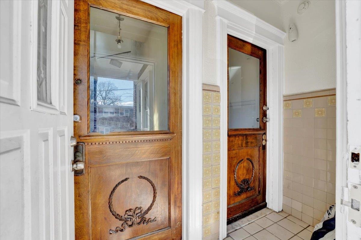 13-15 CLIFTON PL