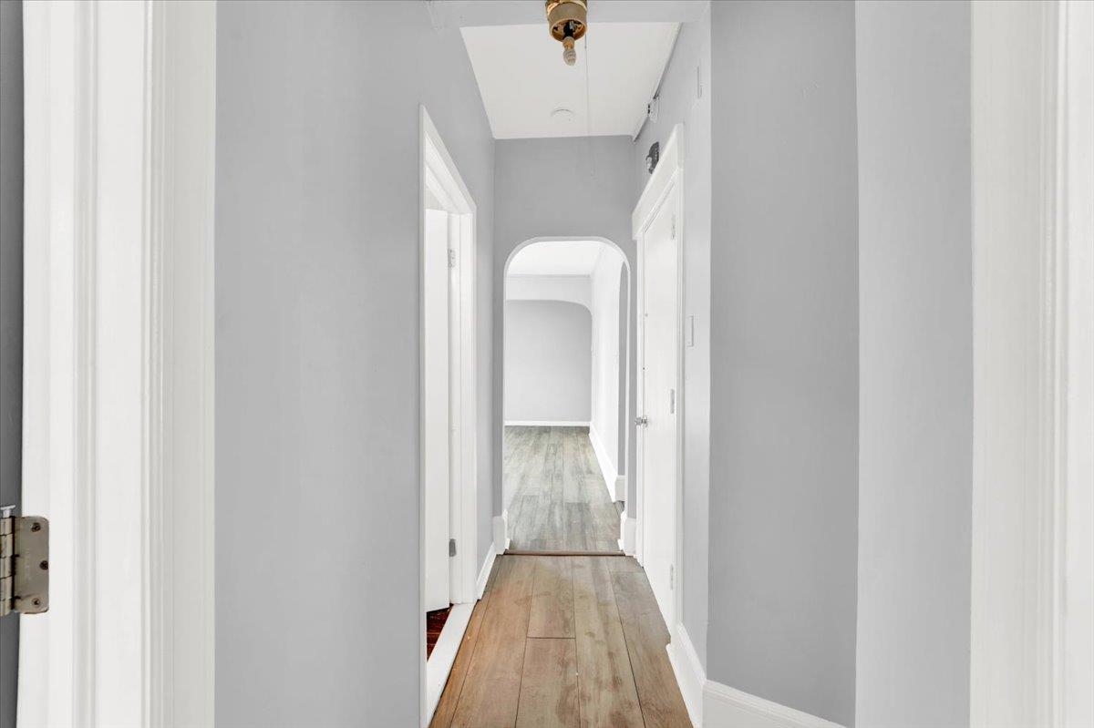 13-15 CLIFTON PL