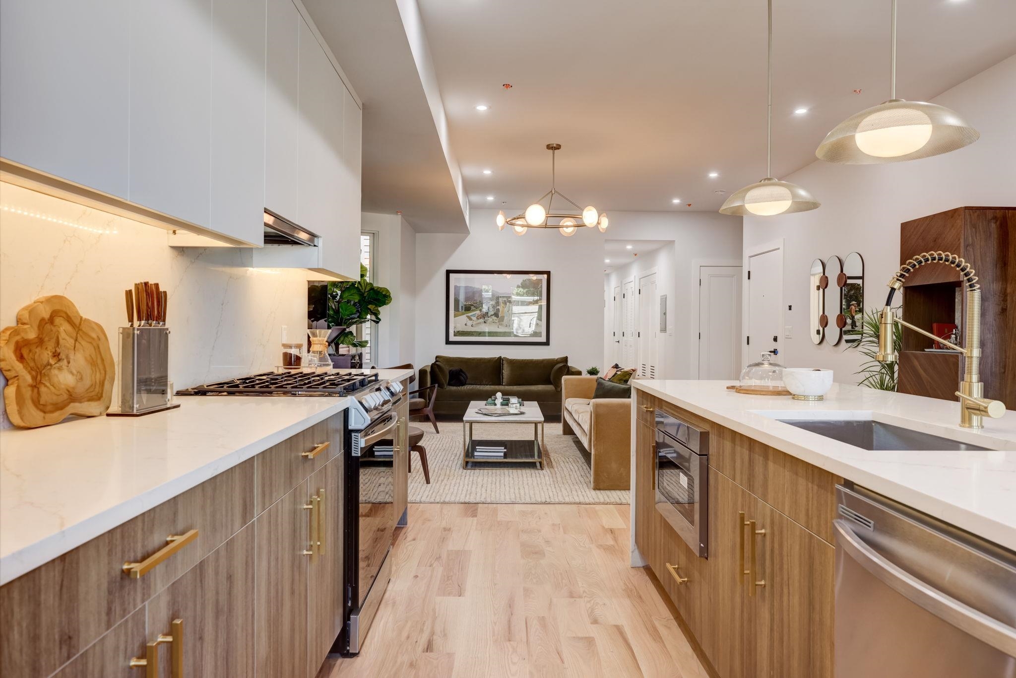 45 BOORAEM AVE Unit: 2