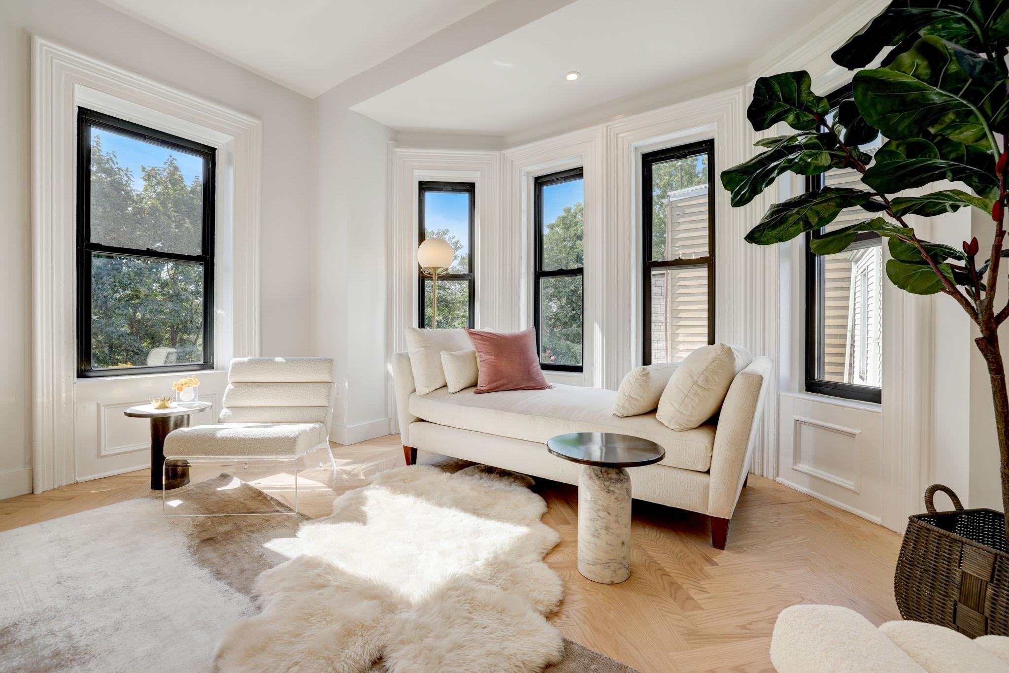 278 PACIFIC AVE Unit: #3