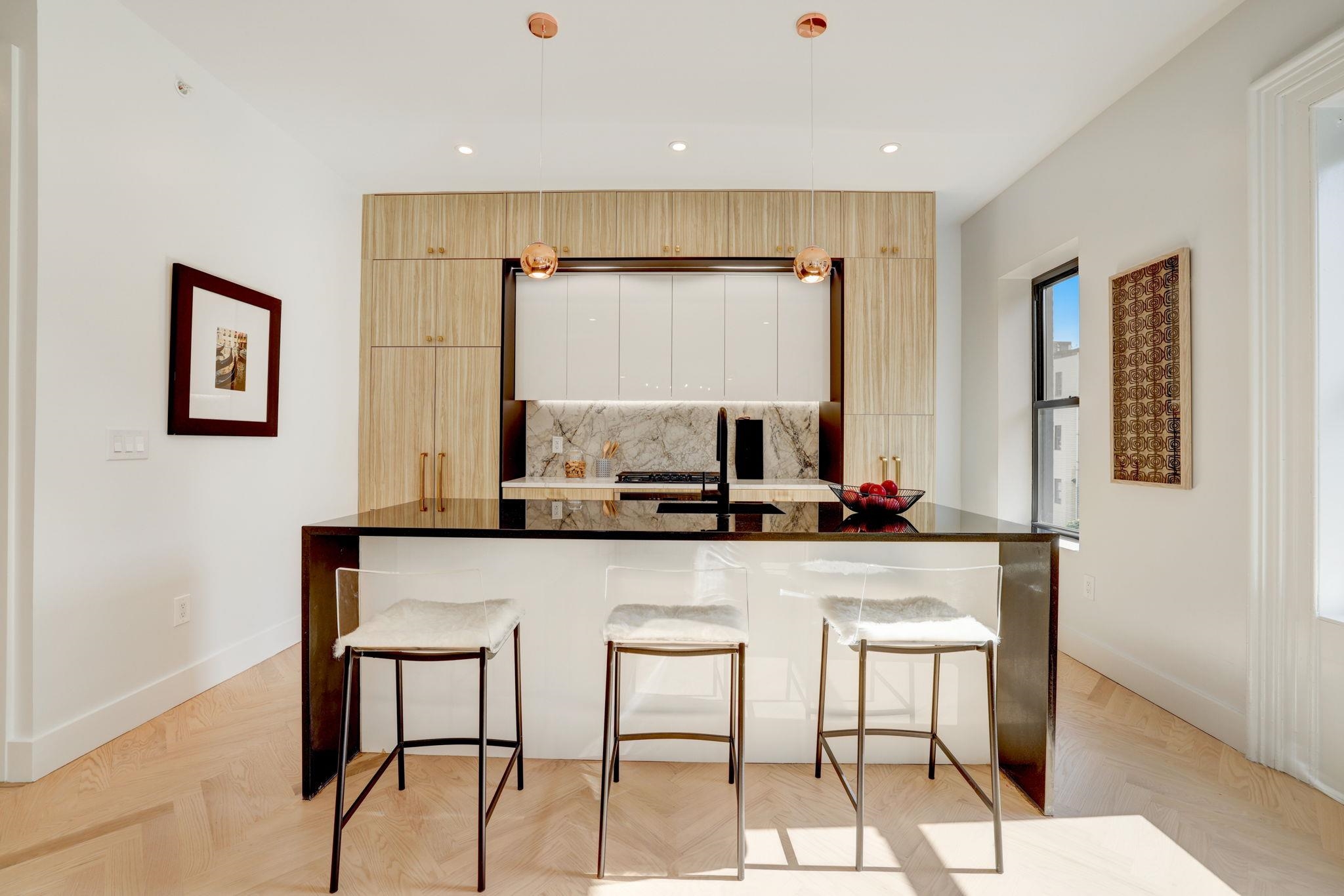 278 PACIFIC AVE Unit: #3