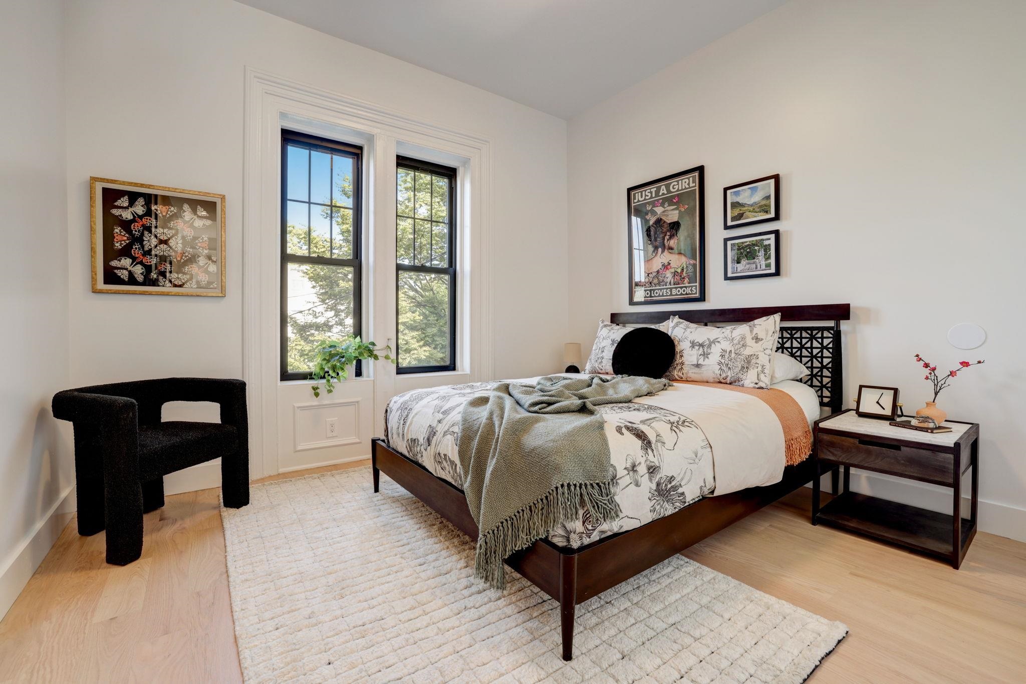 278 PACIFIC AVE Unit: #3