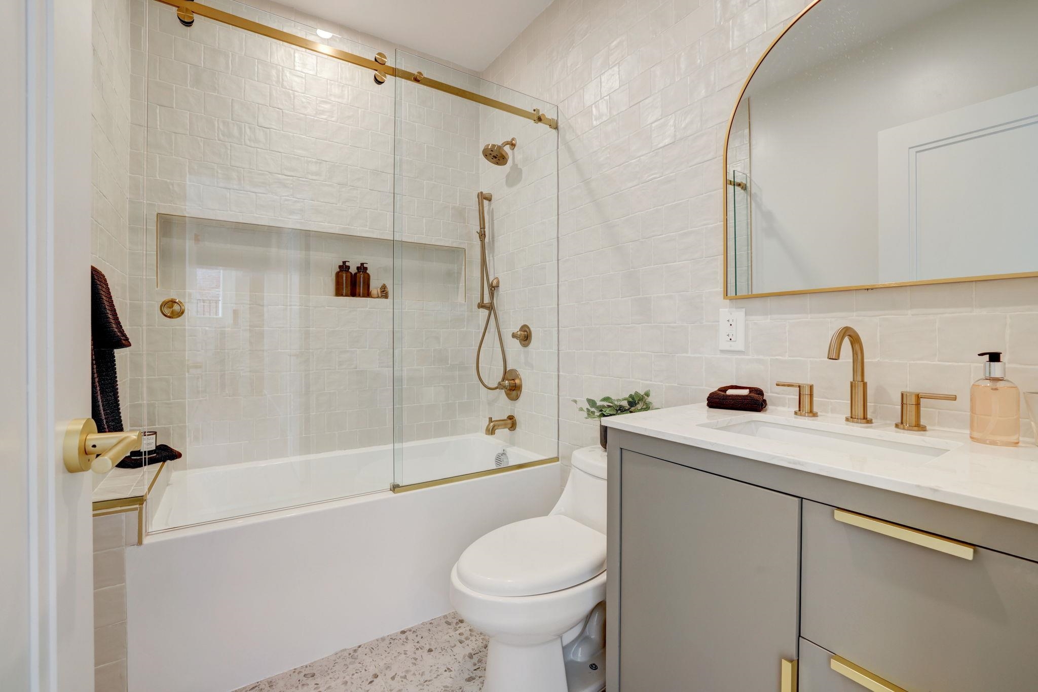 278 PACIFIC AVE Unit: #3