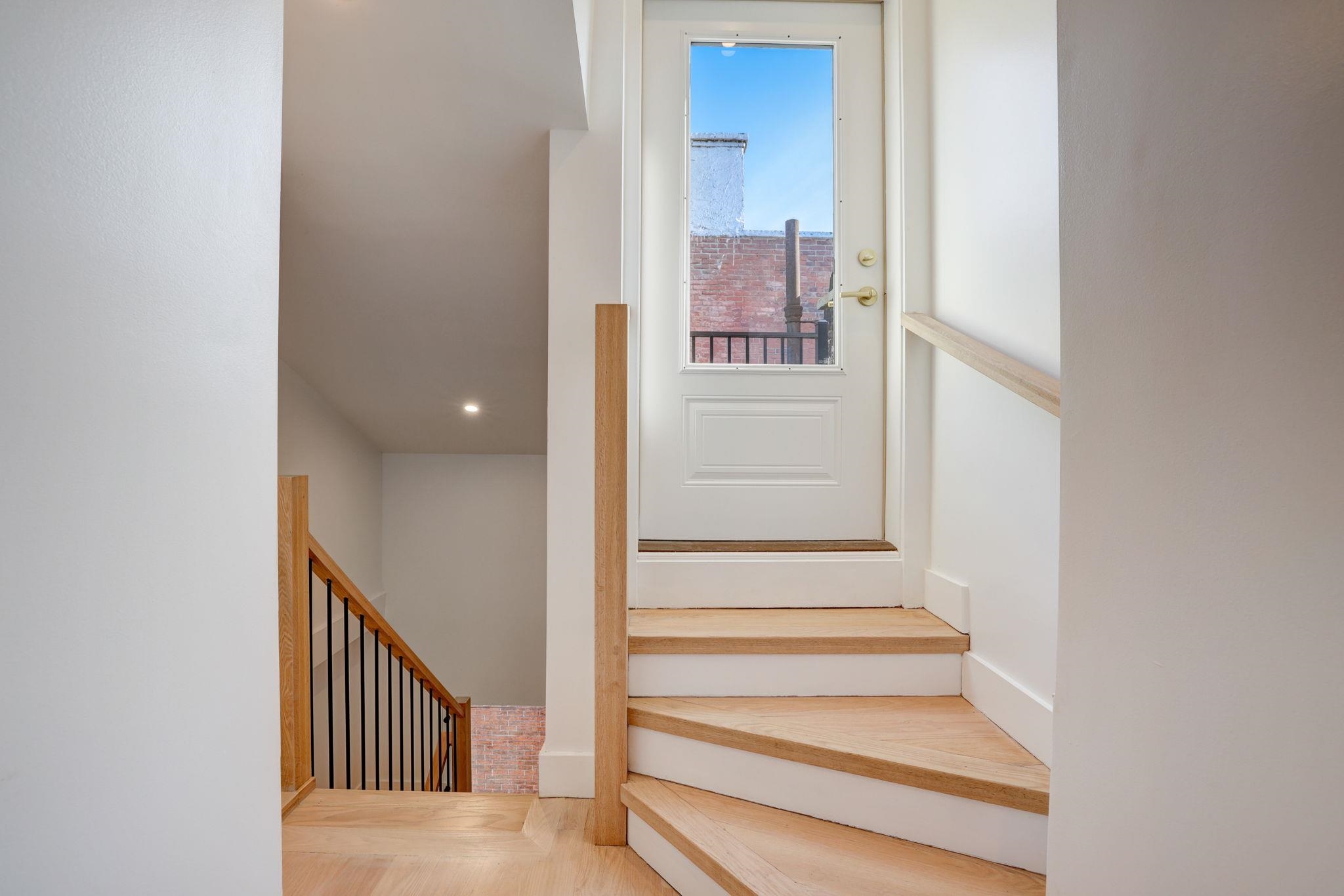 278 PACIFIC AVE Unit: #3