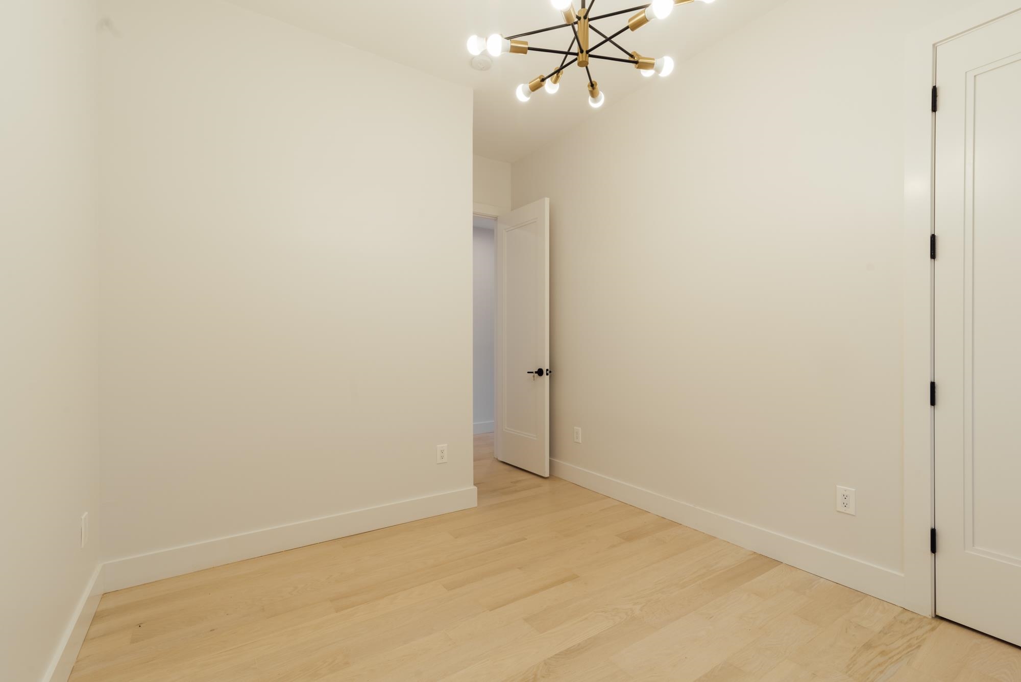 177 PINE ST Unit: 2