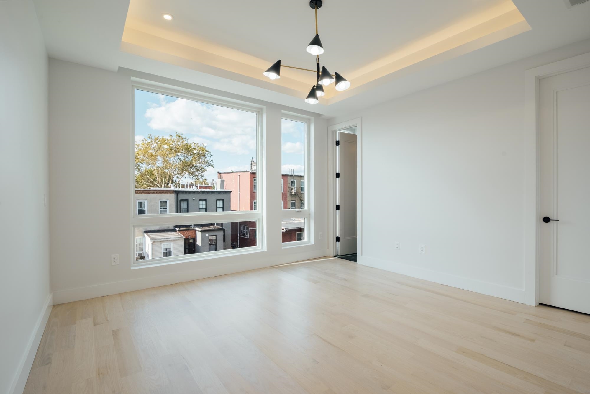 177 PINE ST Unit: 2