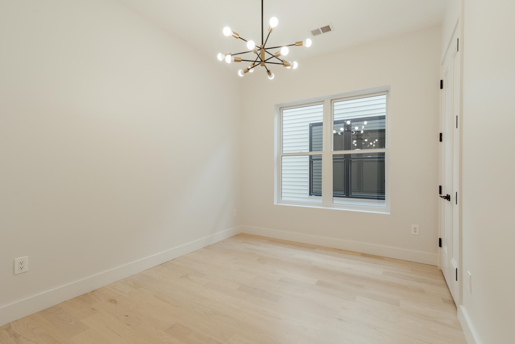 177 PINE ST Unit: 2