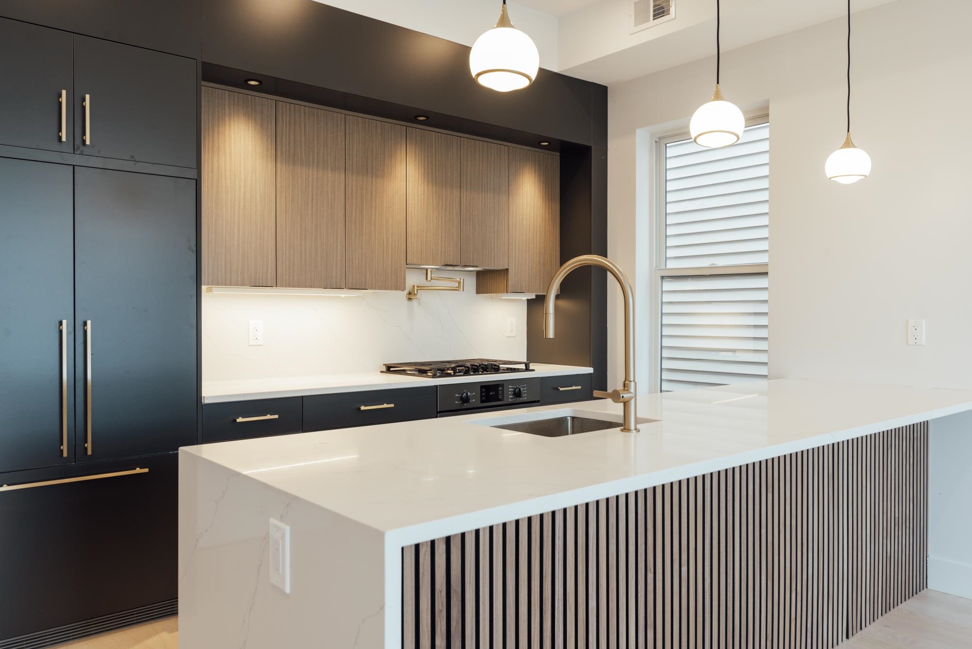 177 PINE ST Unit: 2