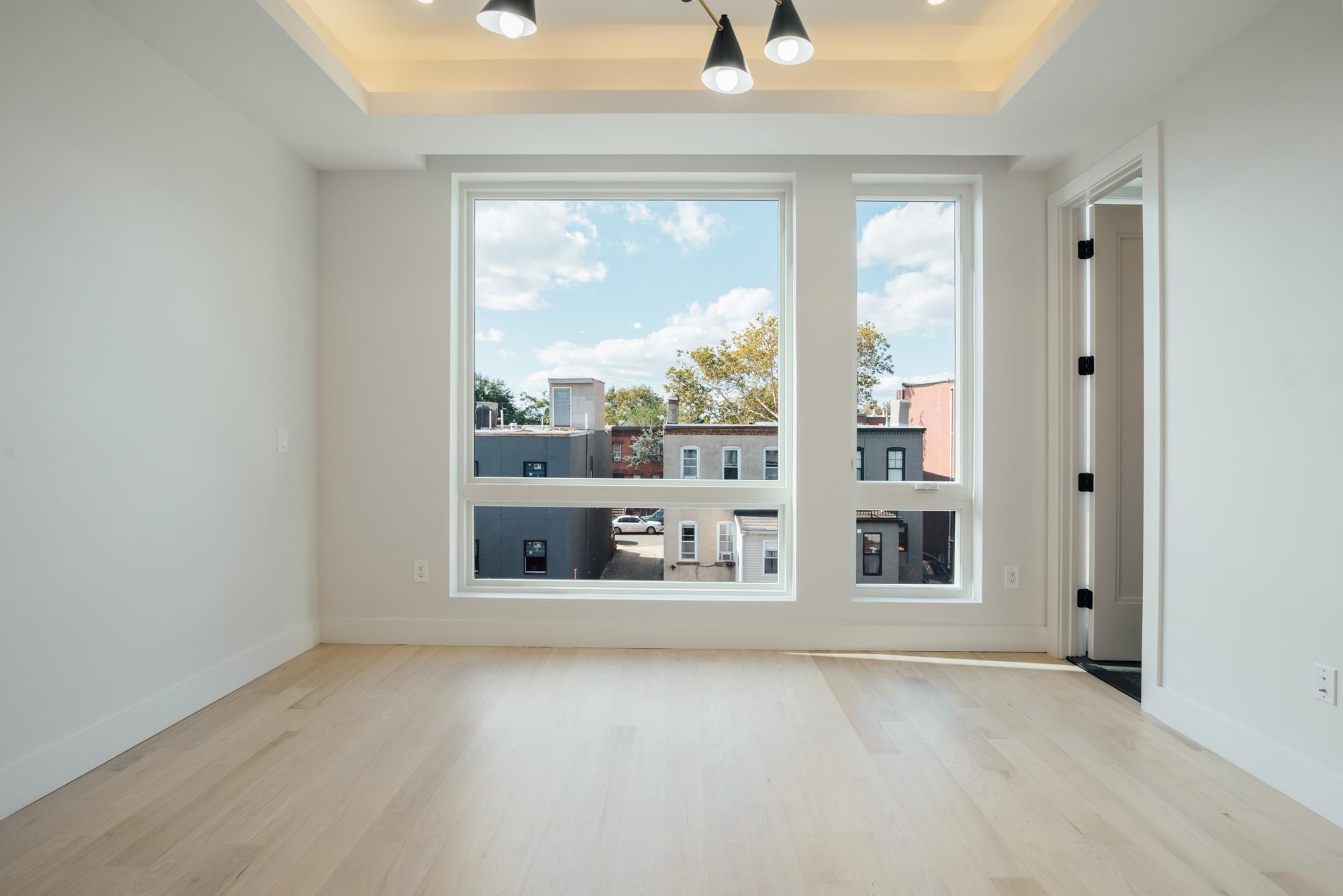 177 PINE ST Unit: 2
