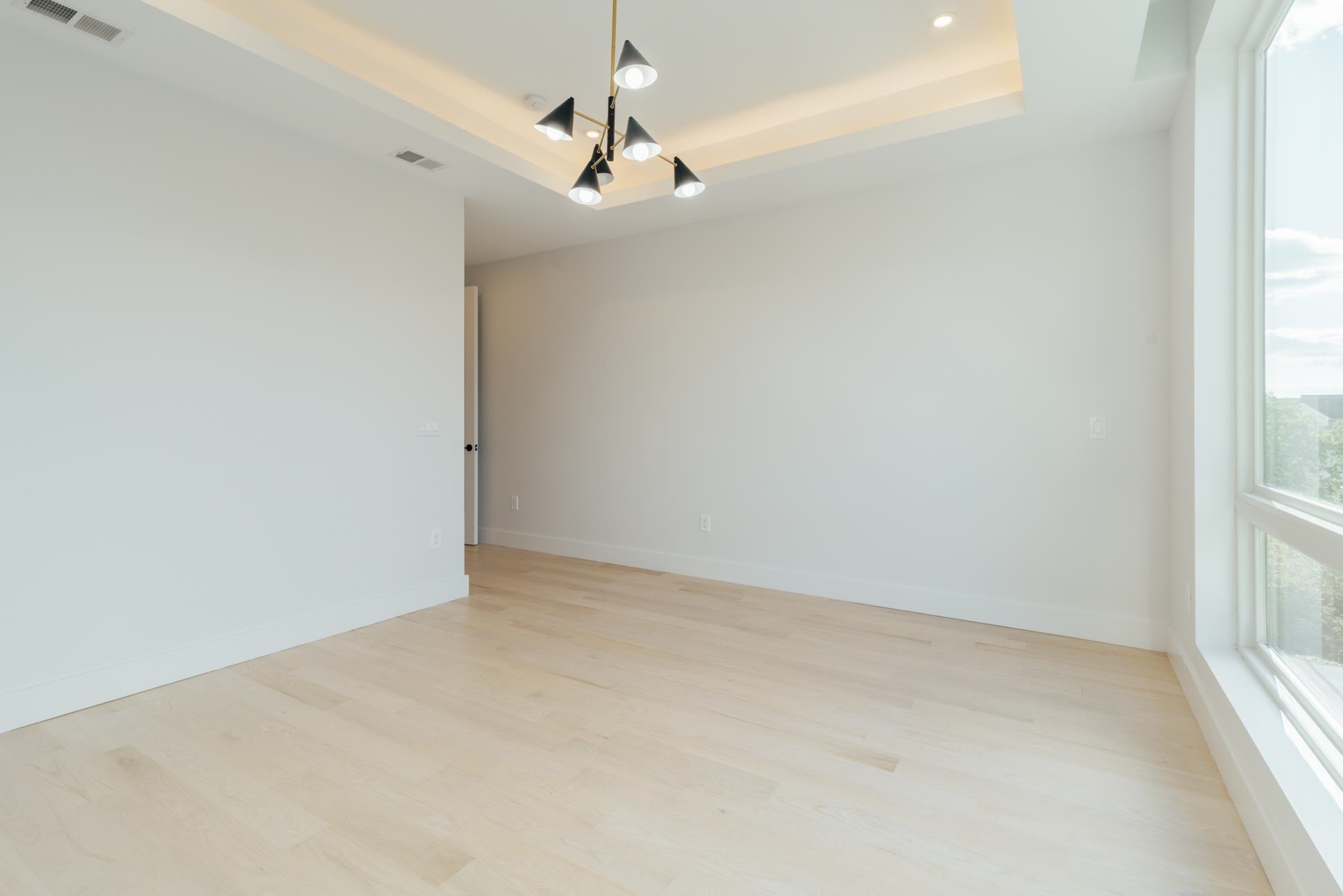 177 PINE ST Unit: 2