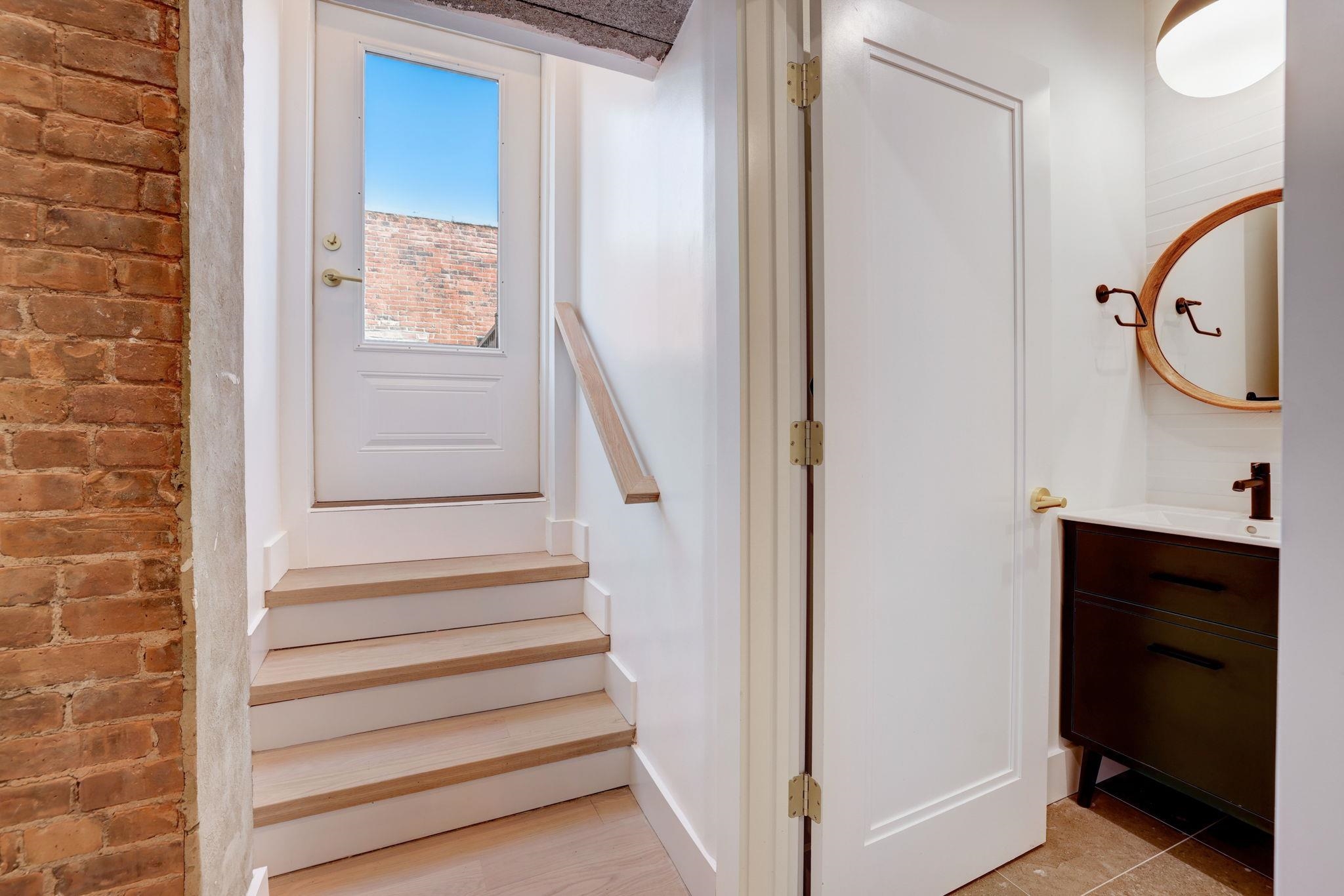 278 PACIFIC AVE Unit: 4
