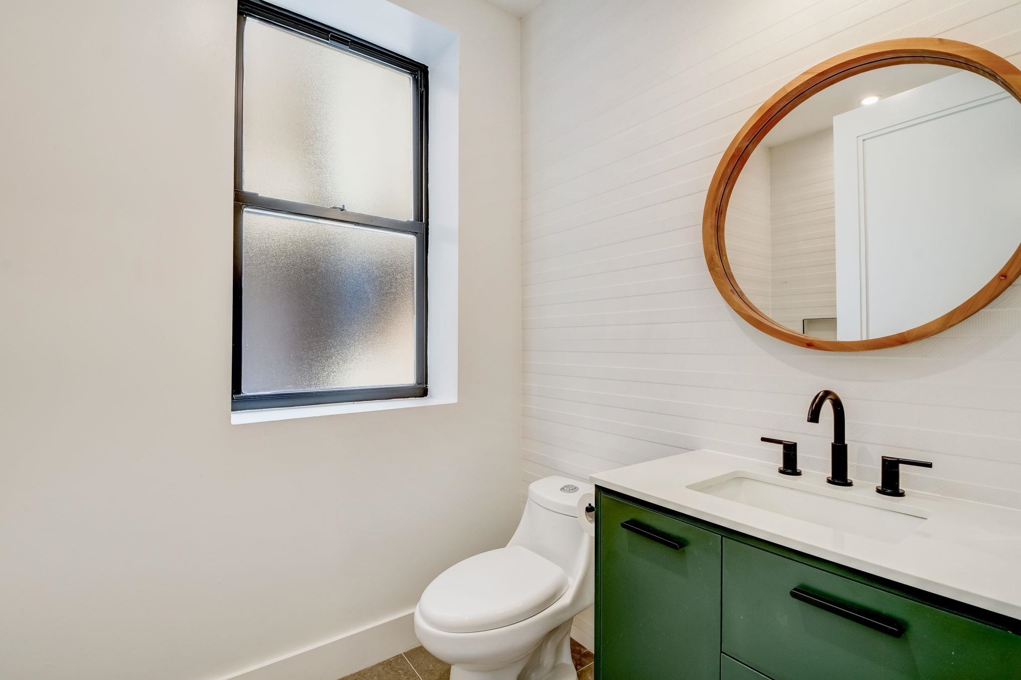 278 PACIFIC AVE Unit: #2
