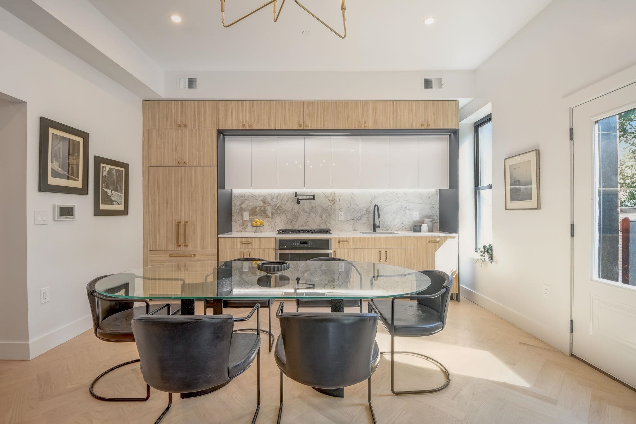 278 PACIFIC AVE Unit: #2