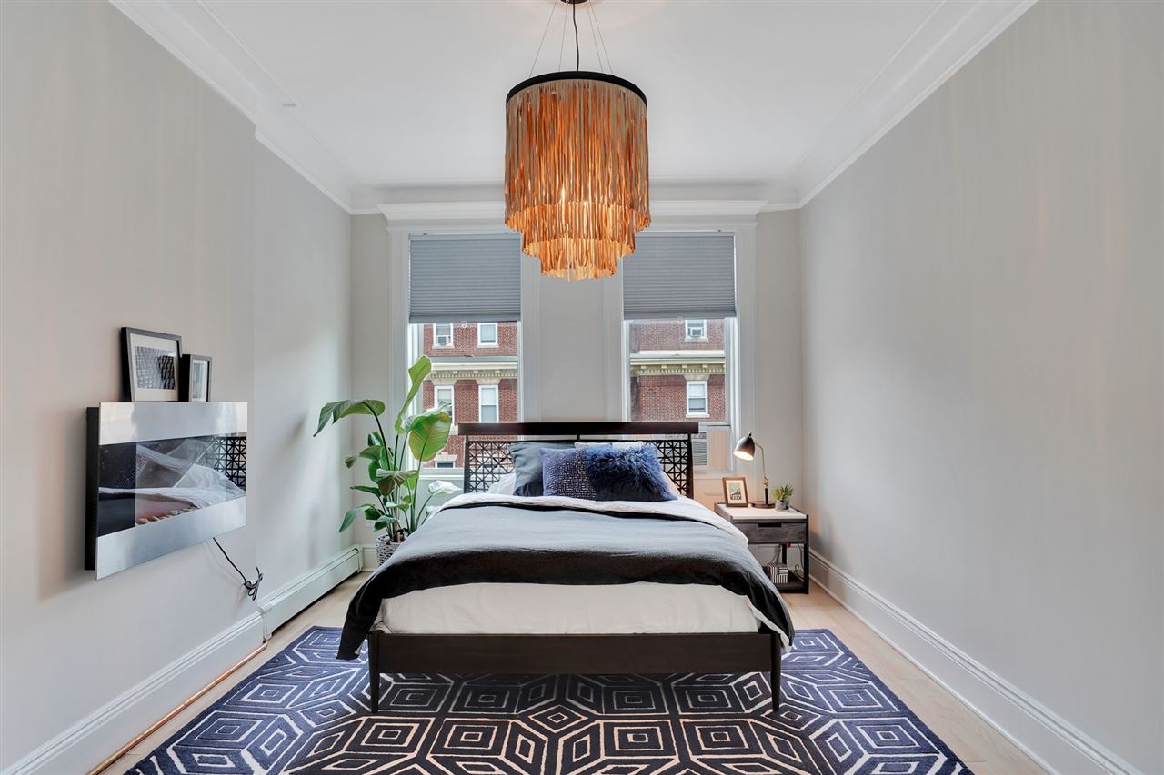 97 CLIFTON TERRACE Unit: 8