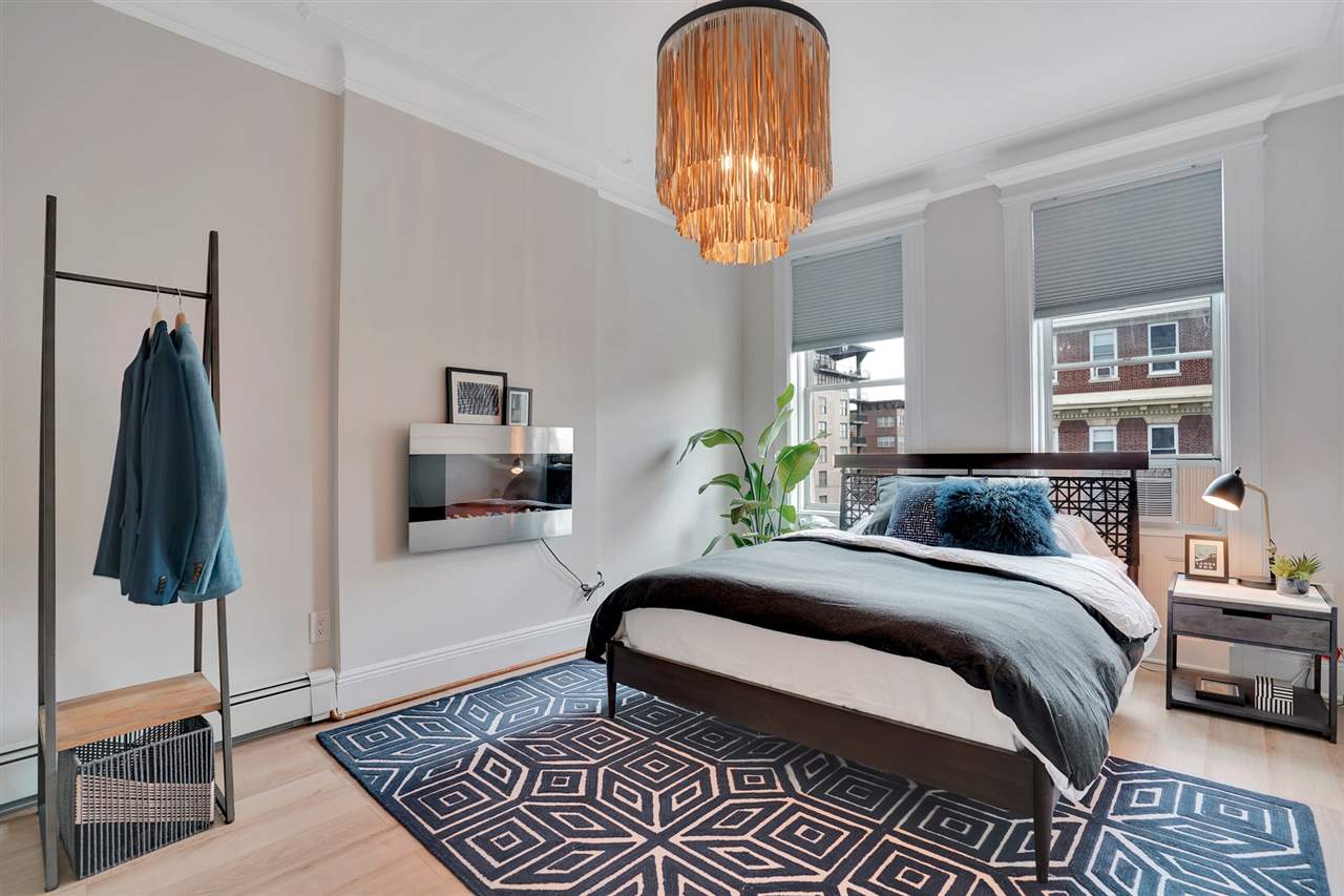 97 CLIFTON TERRACE Unit: 8