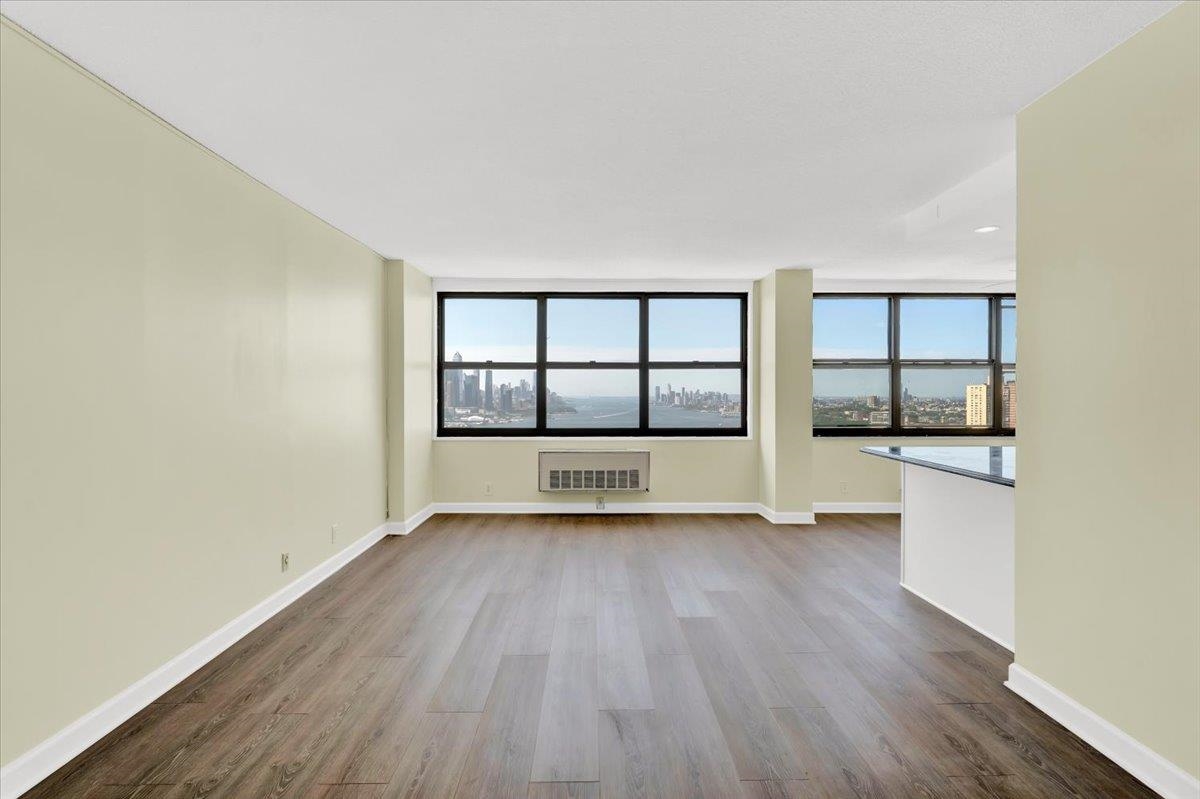 7000 BLVD EAST Unit: 48E