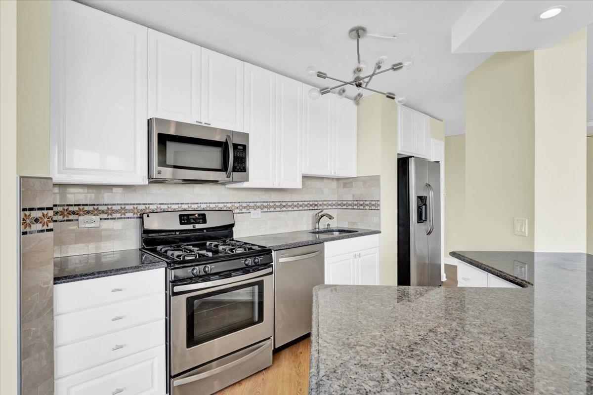 7000 BLVD EAST Unit: 48E
