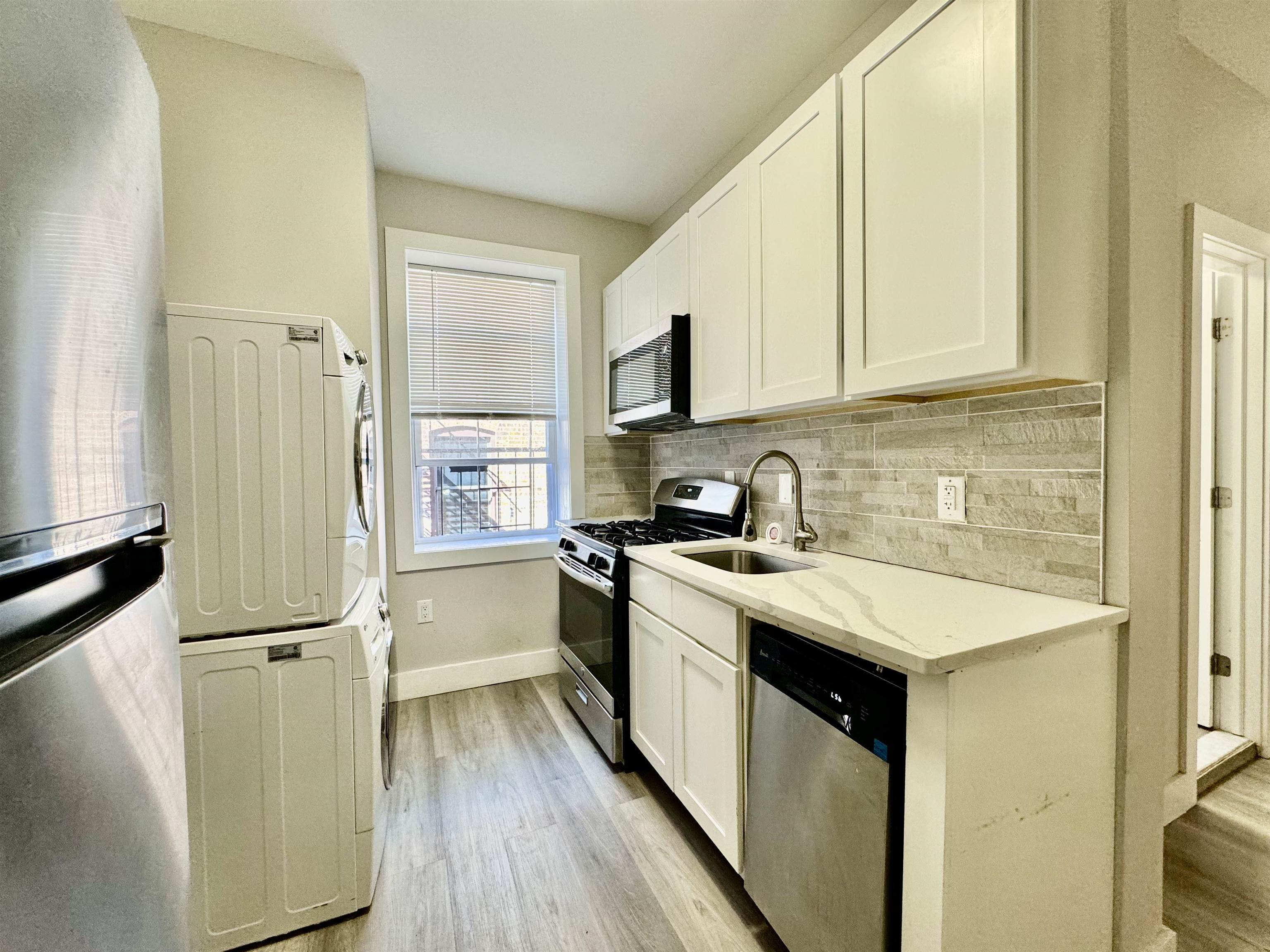 6404 PARK AVE Unit: 52
