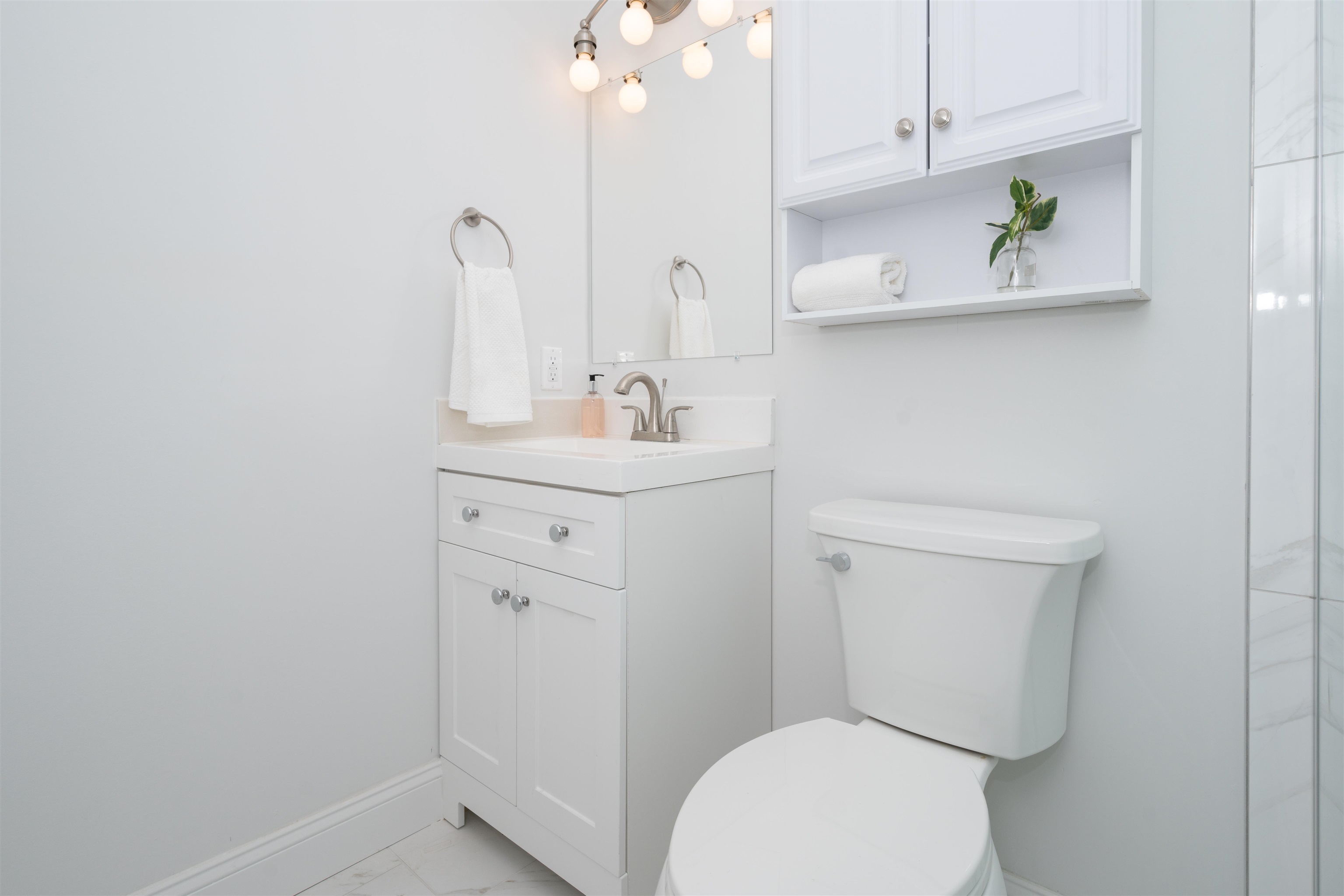 144 BERGEN AVE Unit: 5B