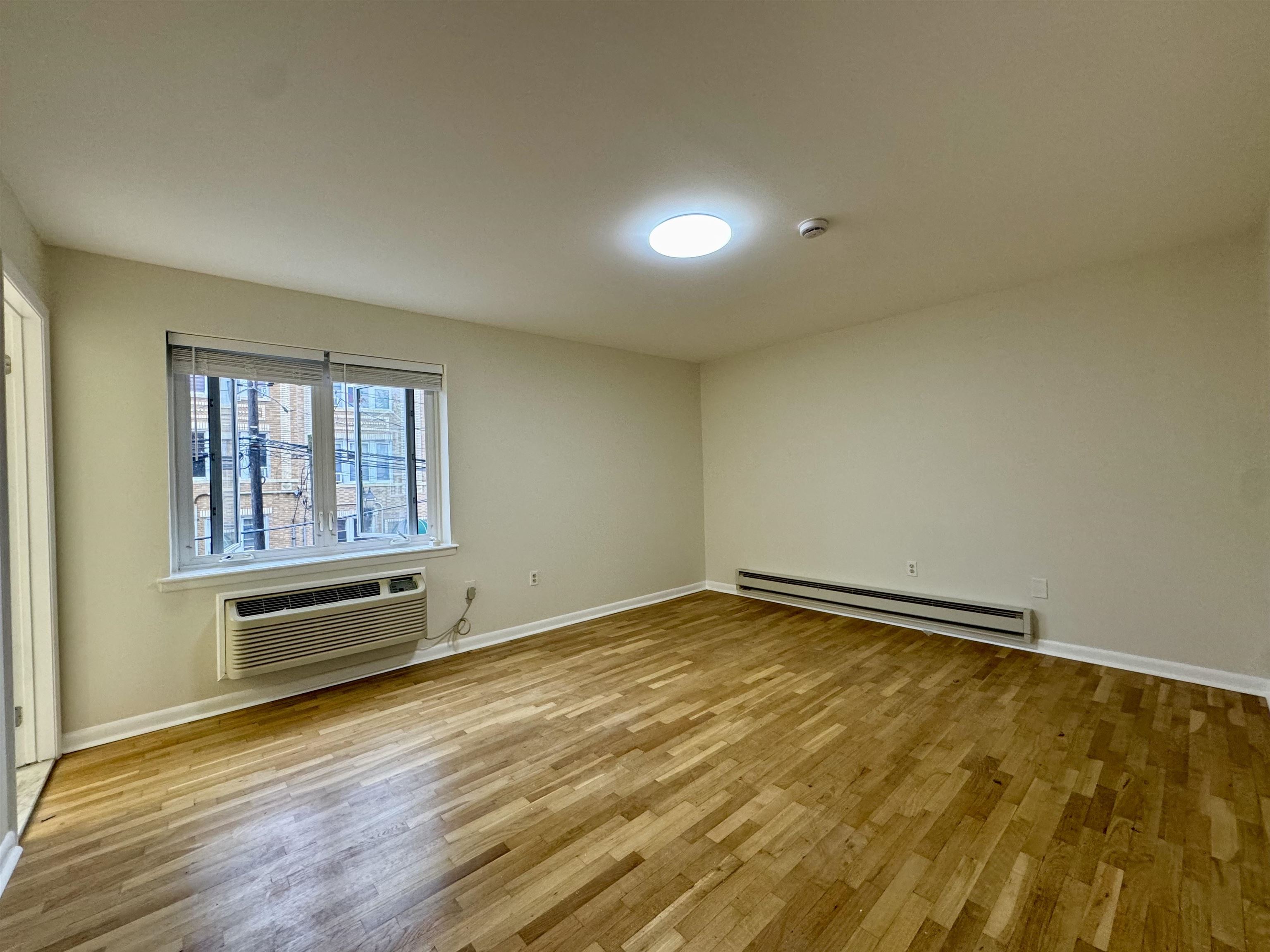 6111 PARK AVE Unit: 2C