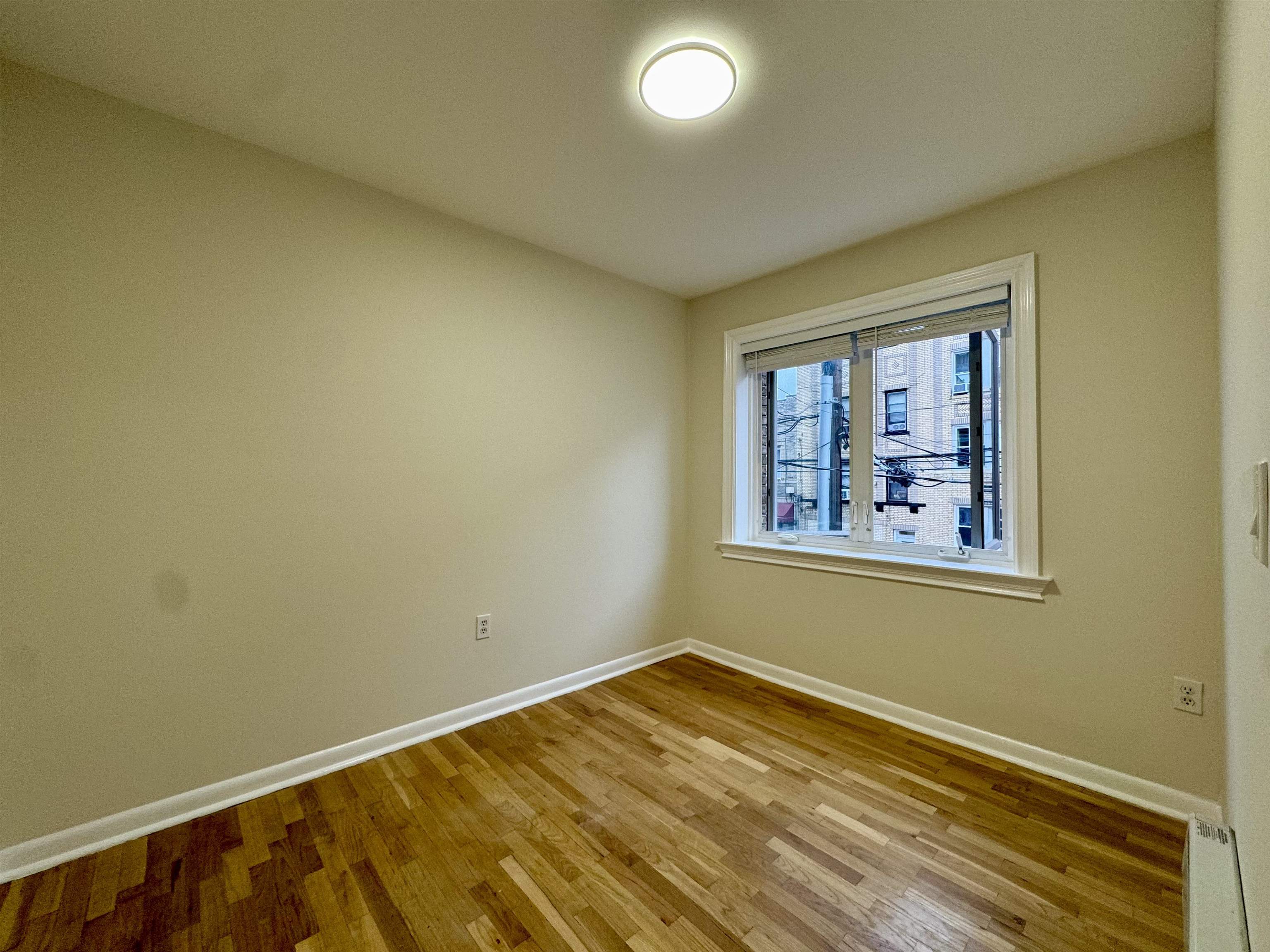 6111 PARK AVE Unit: 2C