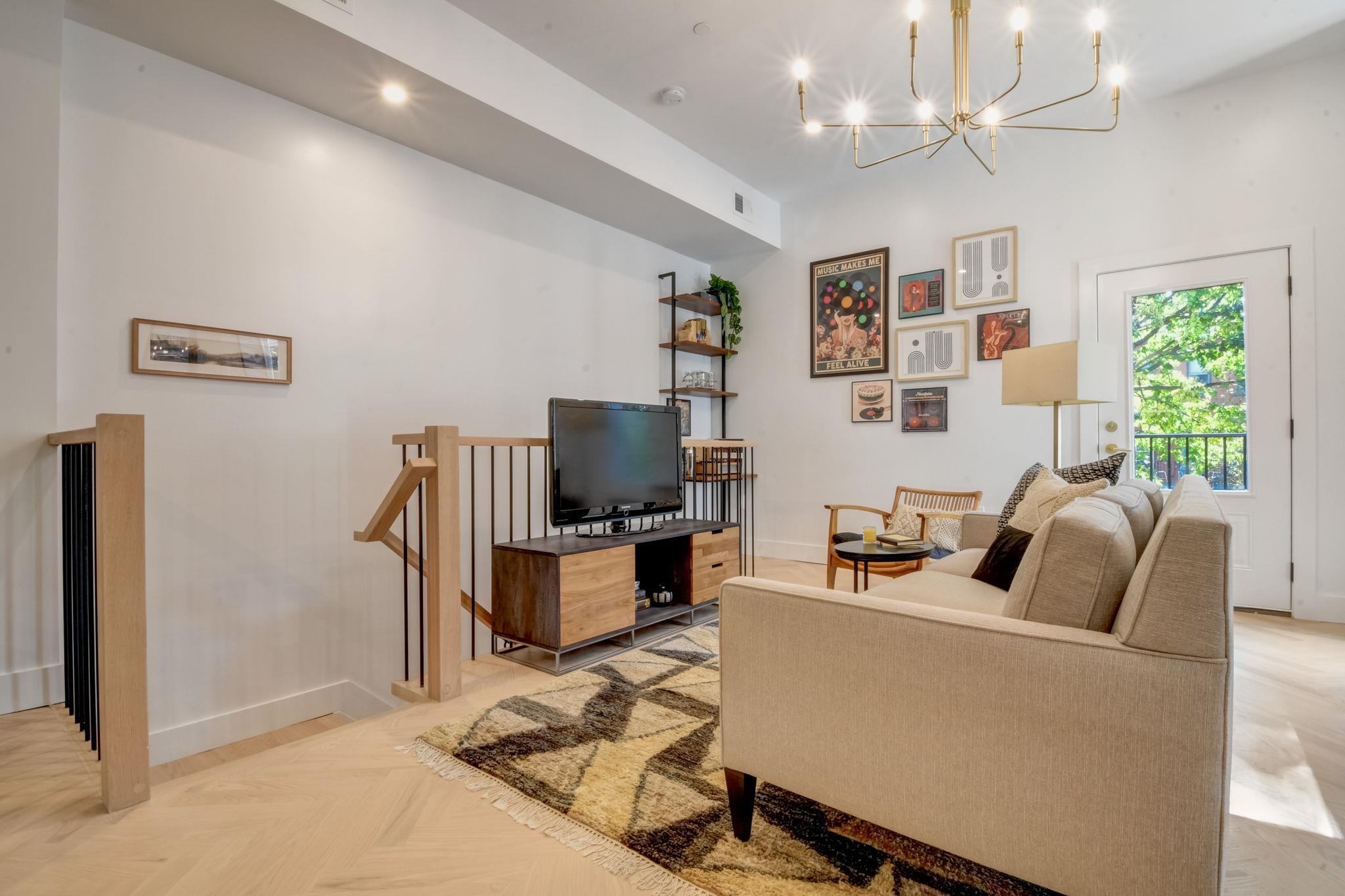 278 PACIFIC AVE Unit: 1