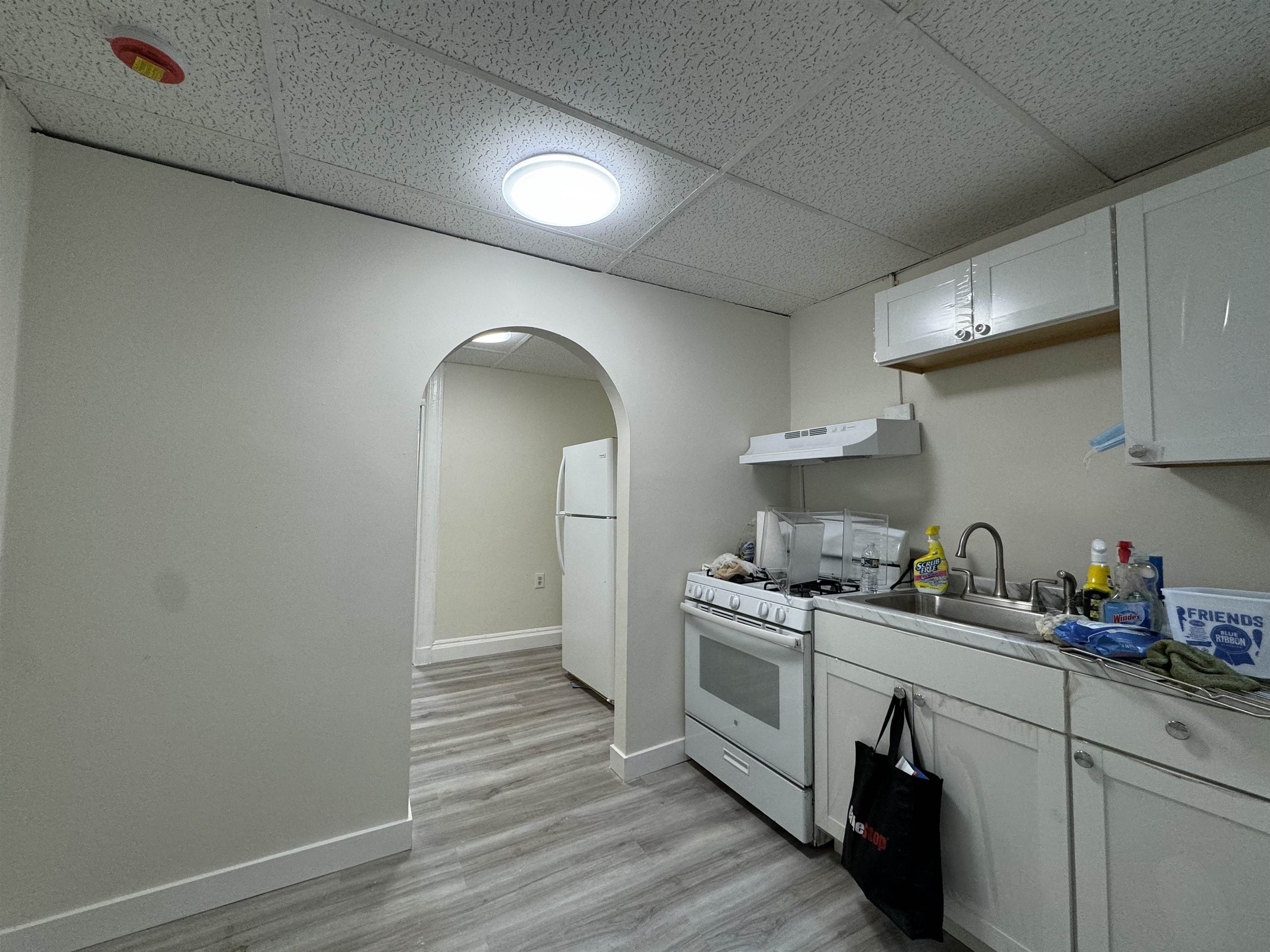 1513 SUMMIT AVE Unit: 5