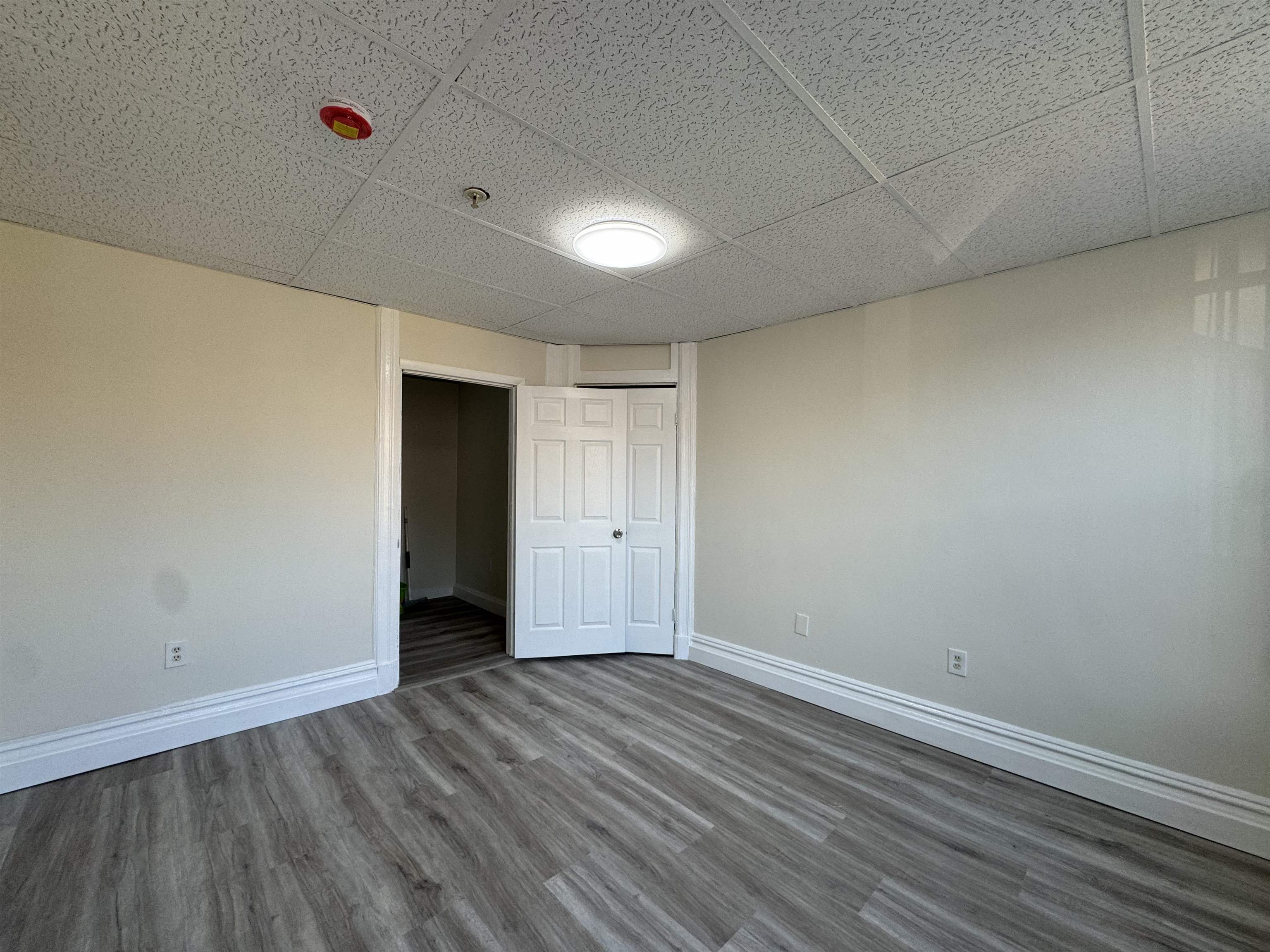 1513 SUMMIT AVE Unit: 5